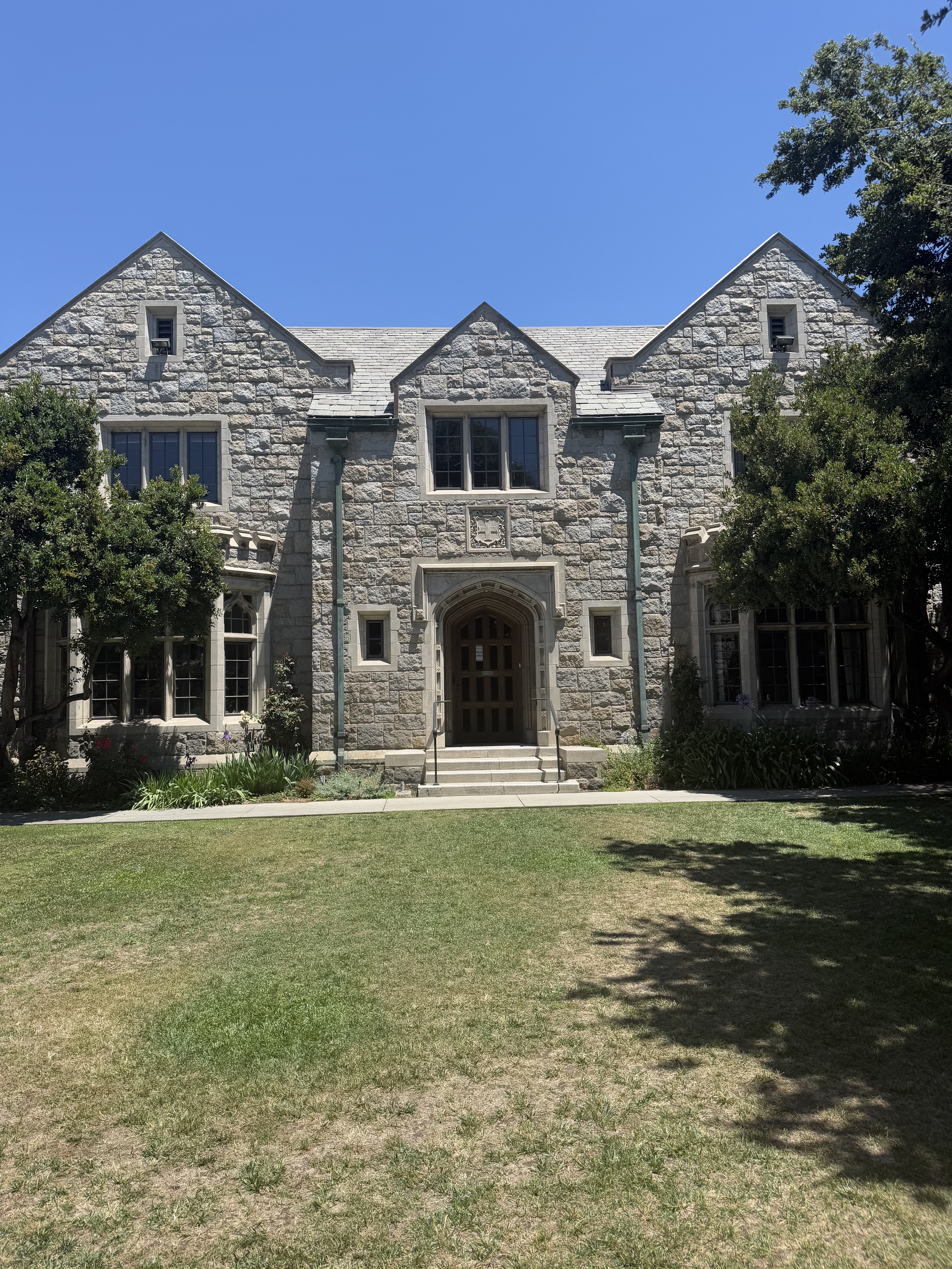 Gothic Revival (view 3 of 5)