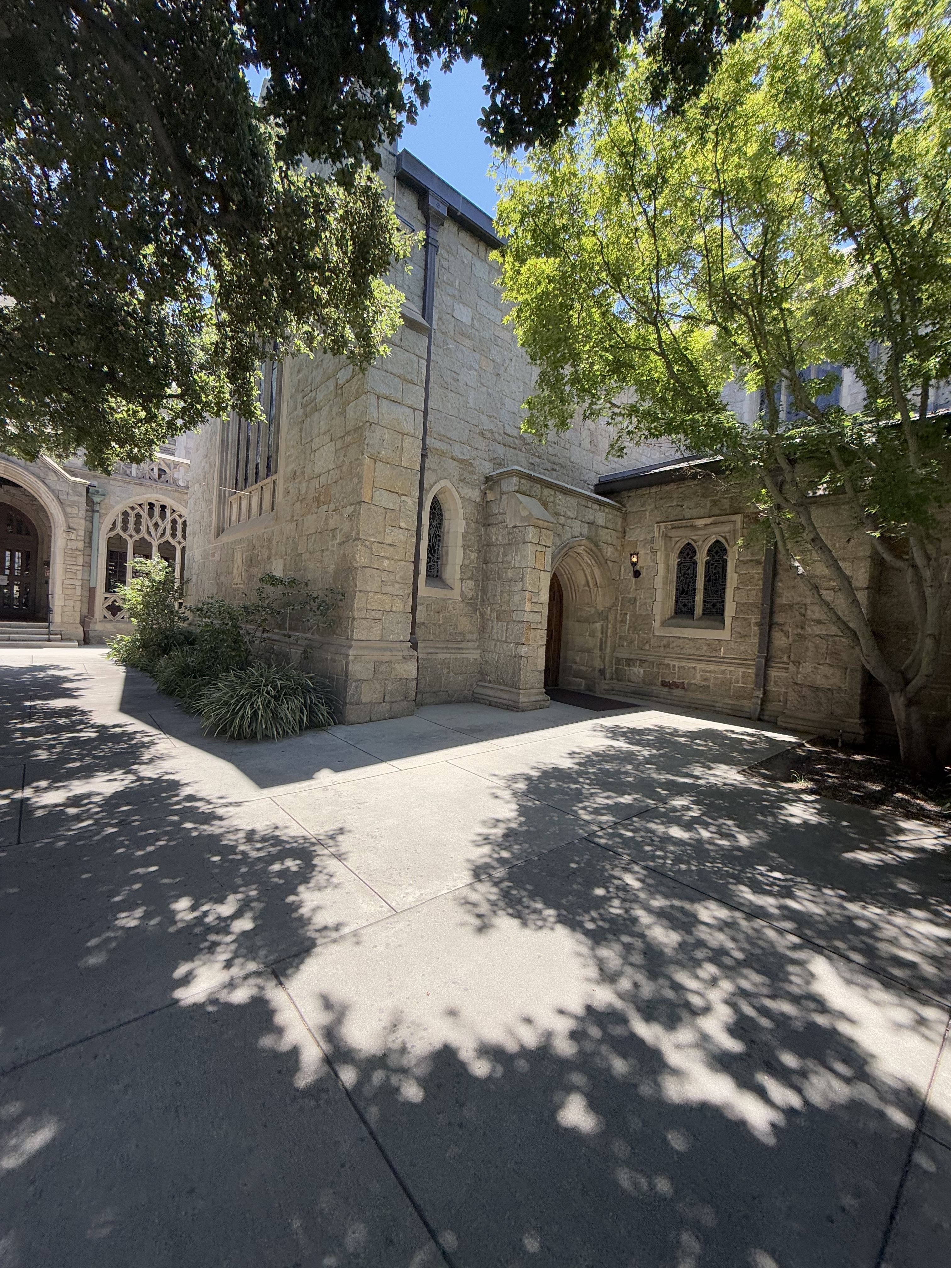 All Saints Episcopal Church, Johnson, Kaufmann & Coate, 1923–1924, Pasadena (view 2 of 3)