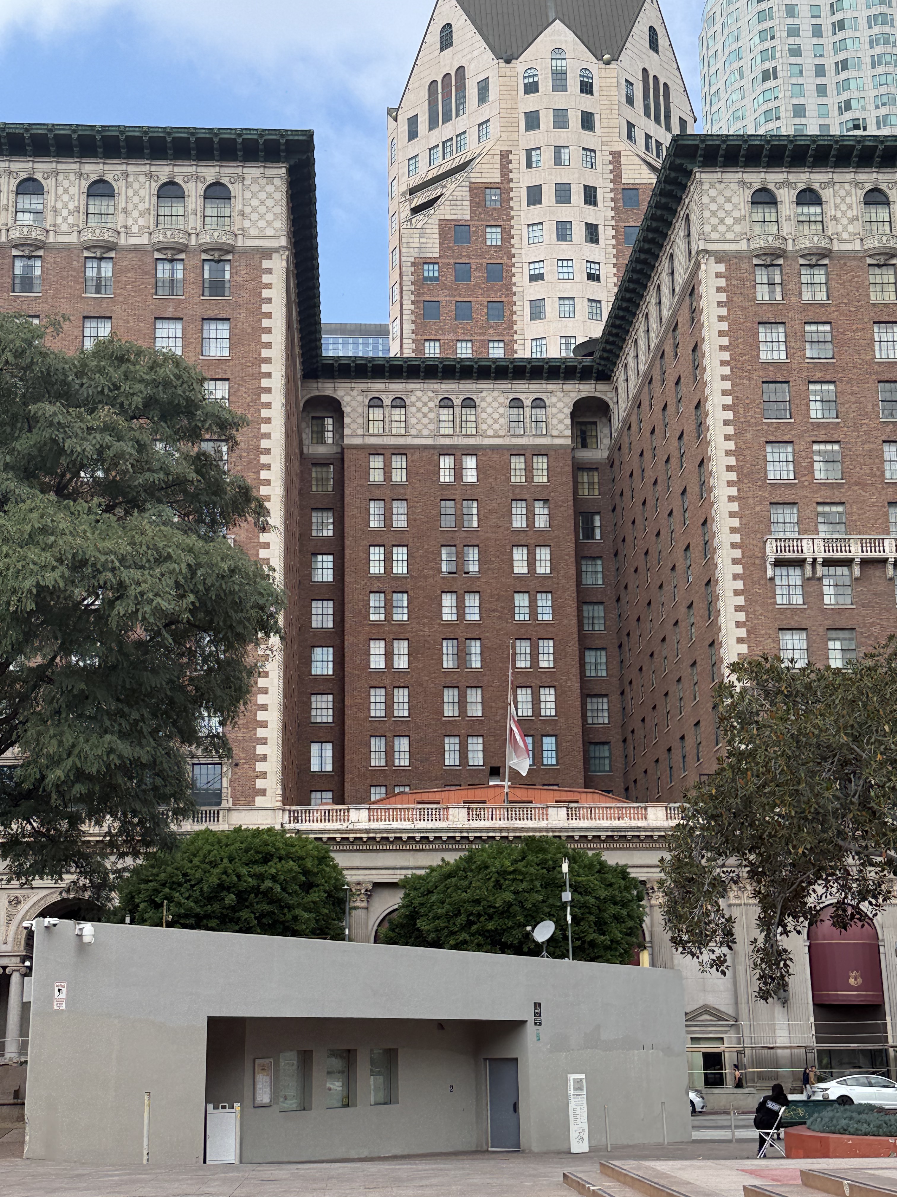 Biltmore Hotel, Schultze & Weaver, 1923, Downtown La (view 2 of 4)