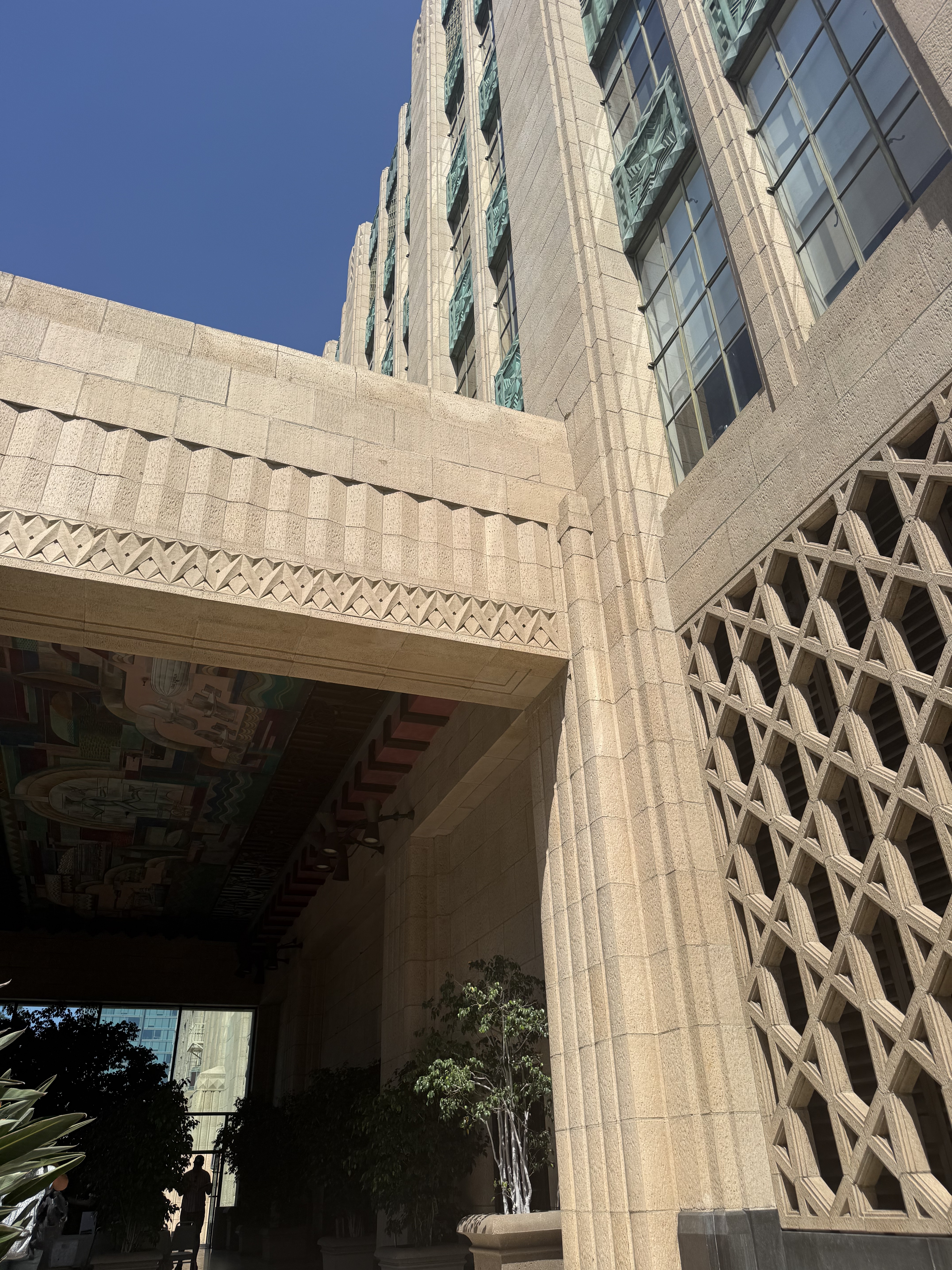 Bullocks Wilshire, Parkinson & Parkinson, 1929, Los Angeles (view 6 of 18)