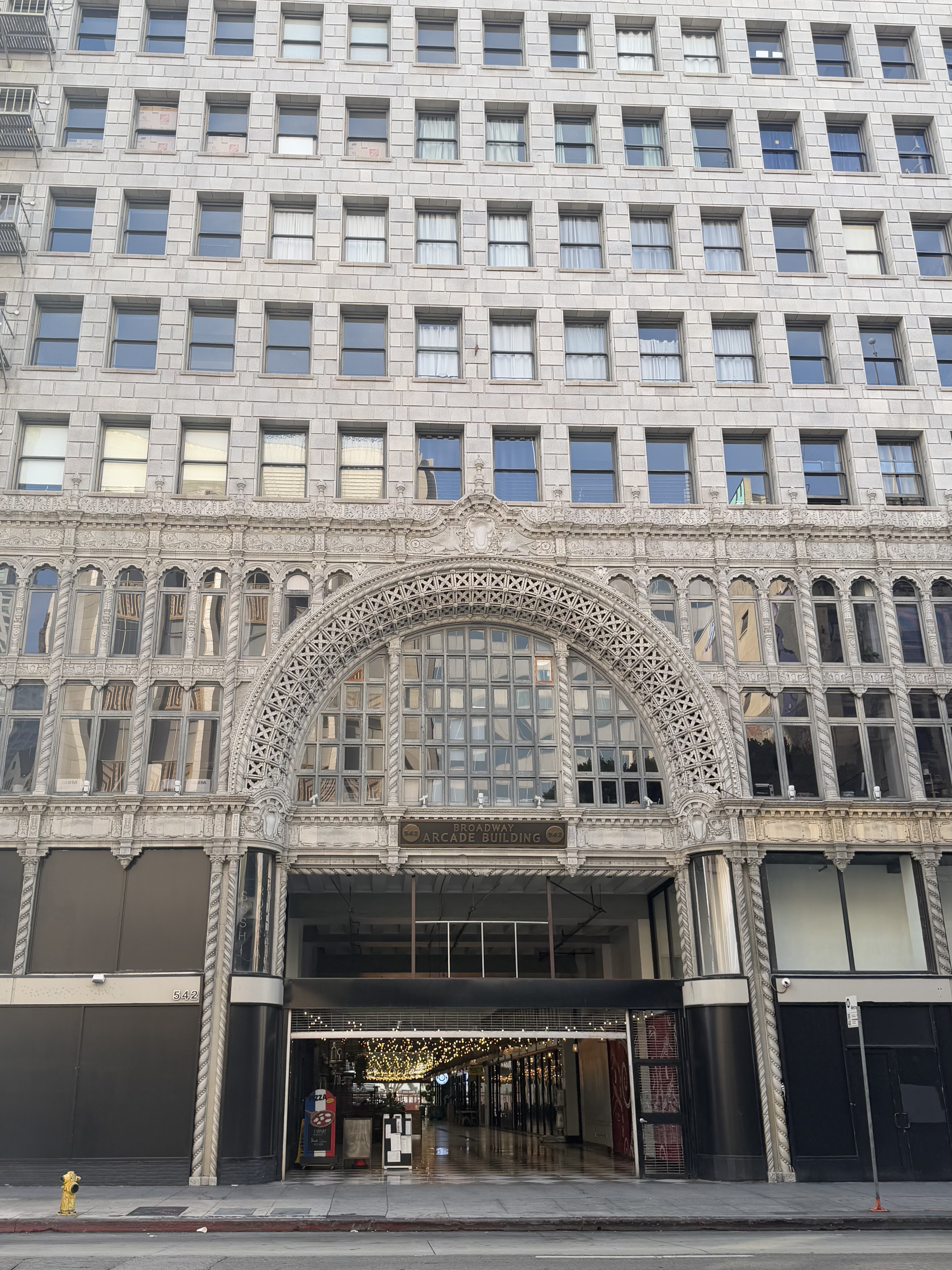 Broadway Arcade, Couchot & MacDonald, 1924, Downtown La (view 3 of 3)