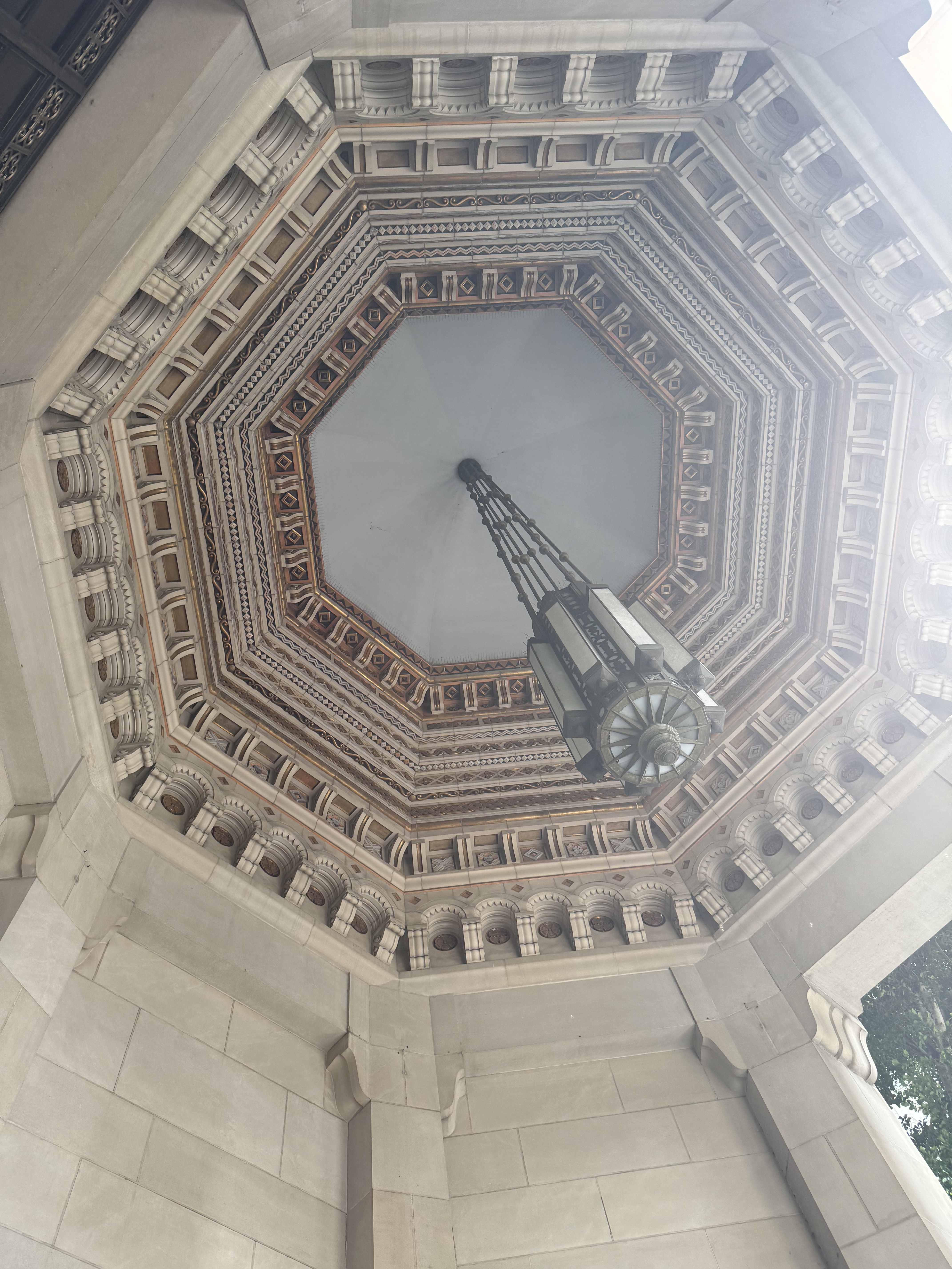 CalEdison Building, Allison & Allison, 1931, Downtown La (view 2 of 8)