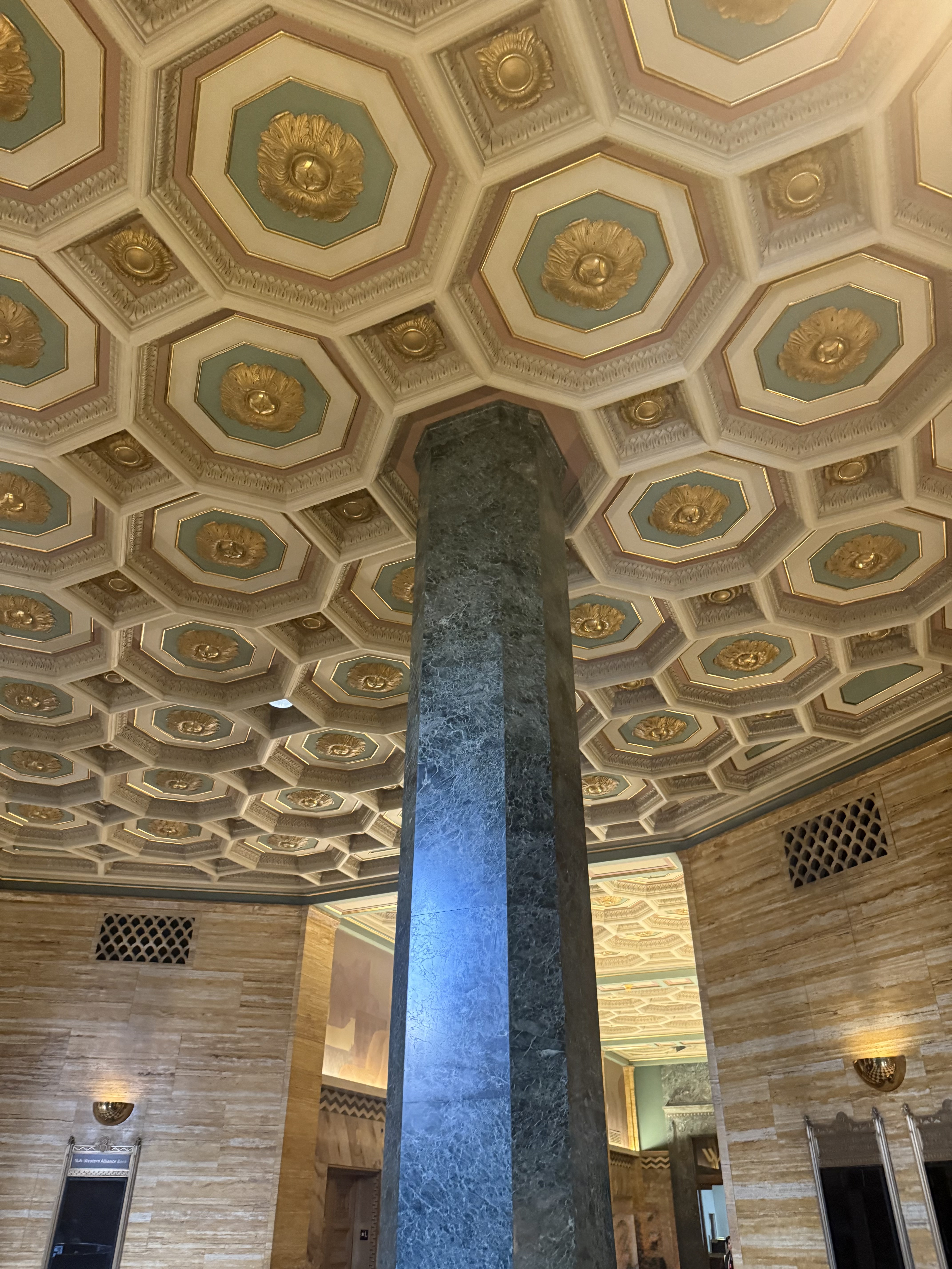 CalEdison Building, Allison & Allison, 1931, Downtown La (view 3 of 8)