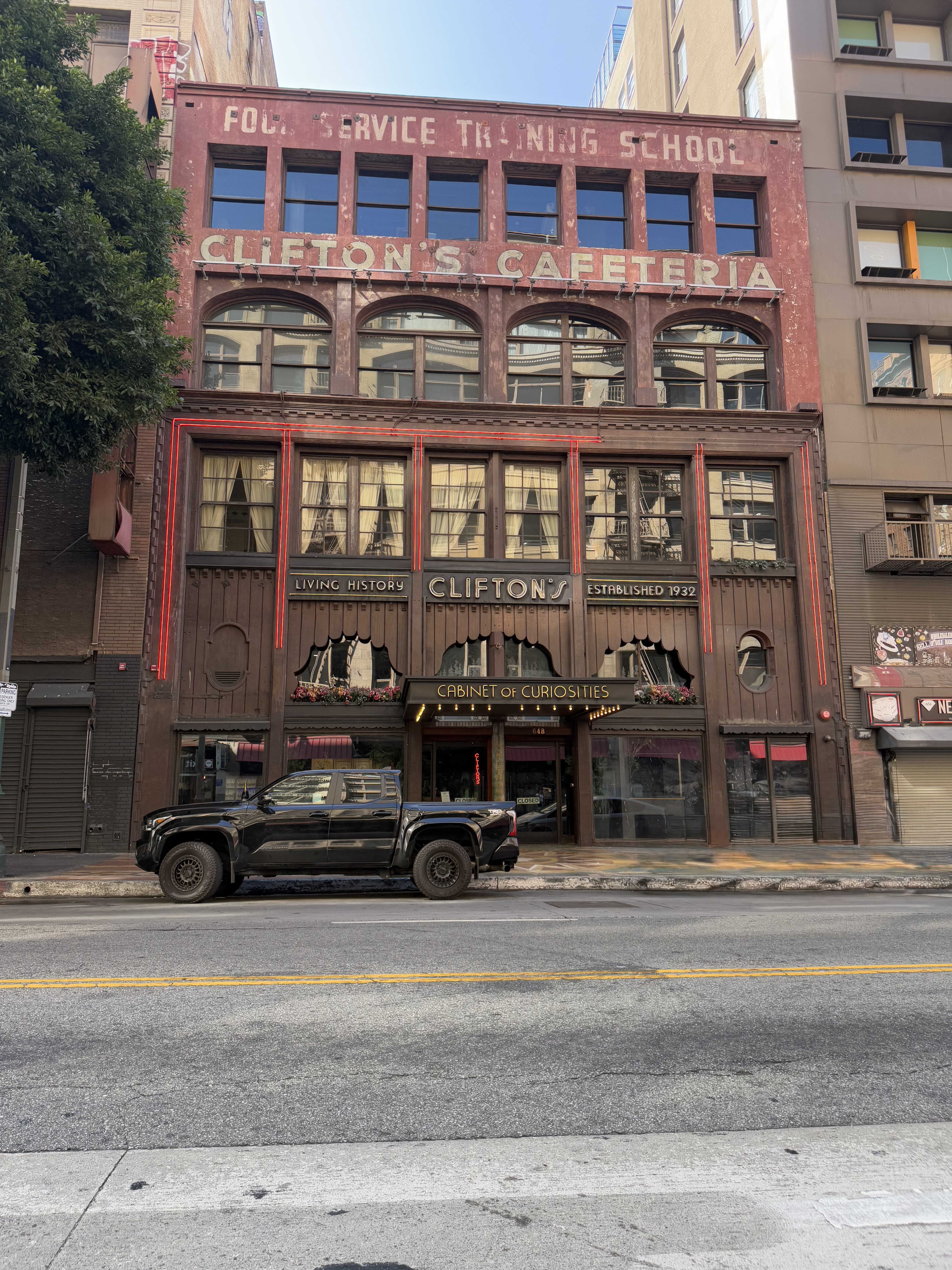 Cliftons, Wurdeman & Becket, 1904/1939, Downtown La