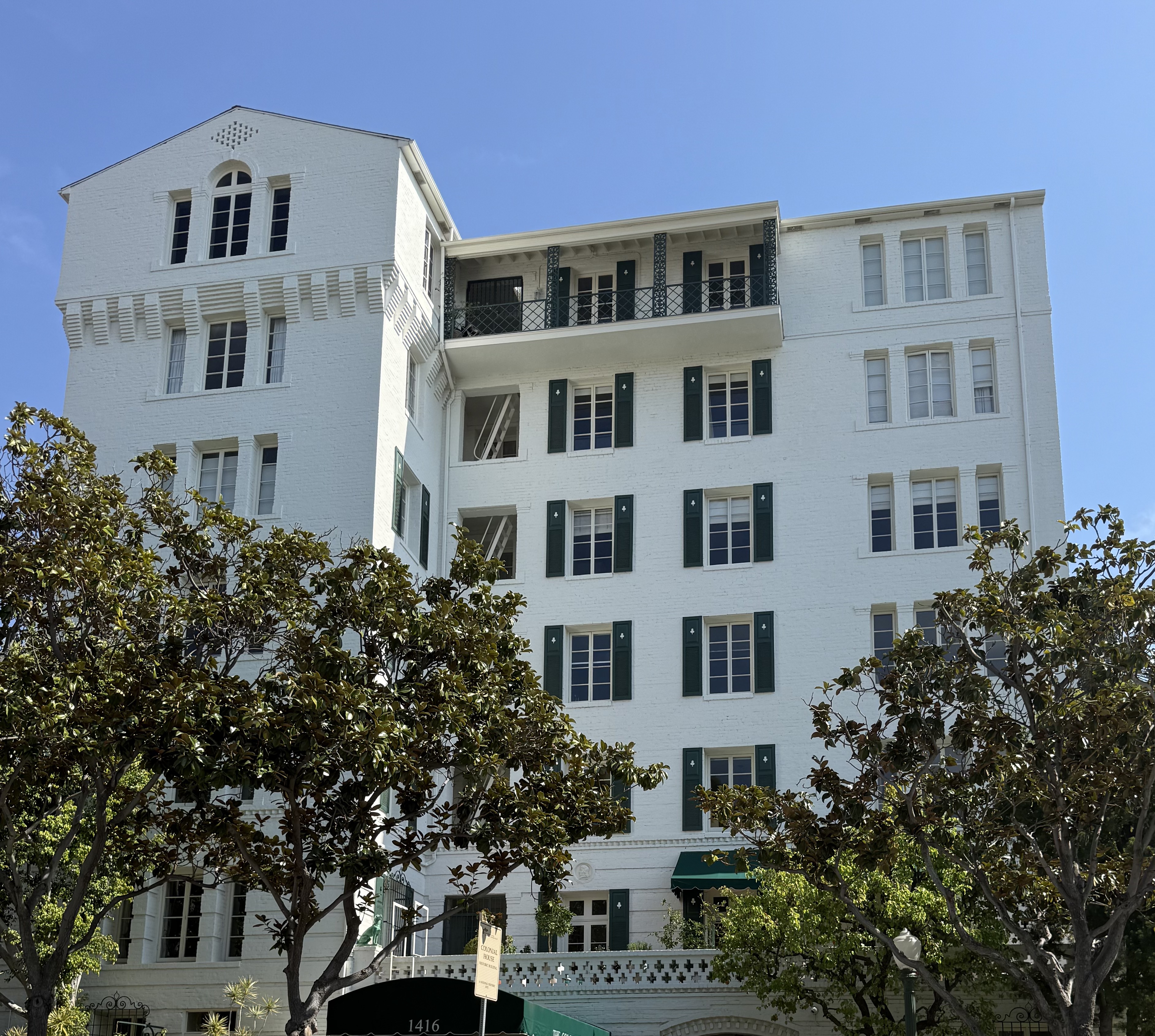 The Colonial House