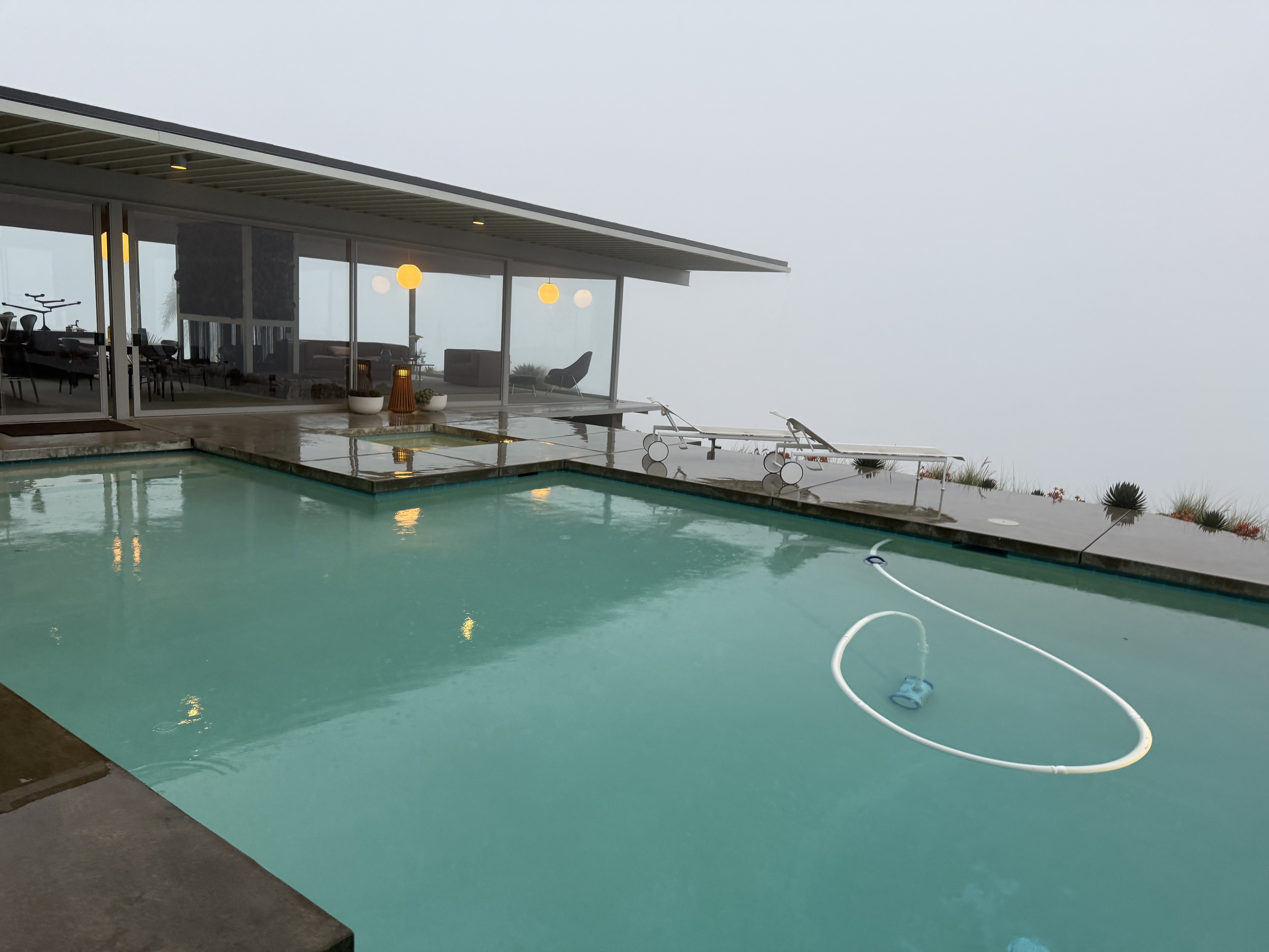 Stahl House CSH #22, Pierre Koenig, 1960, Hollywood Hills (view 2 of 9)