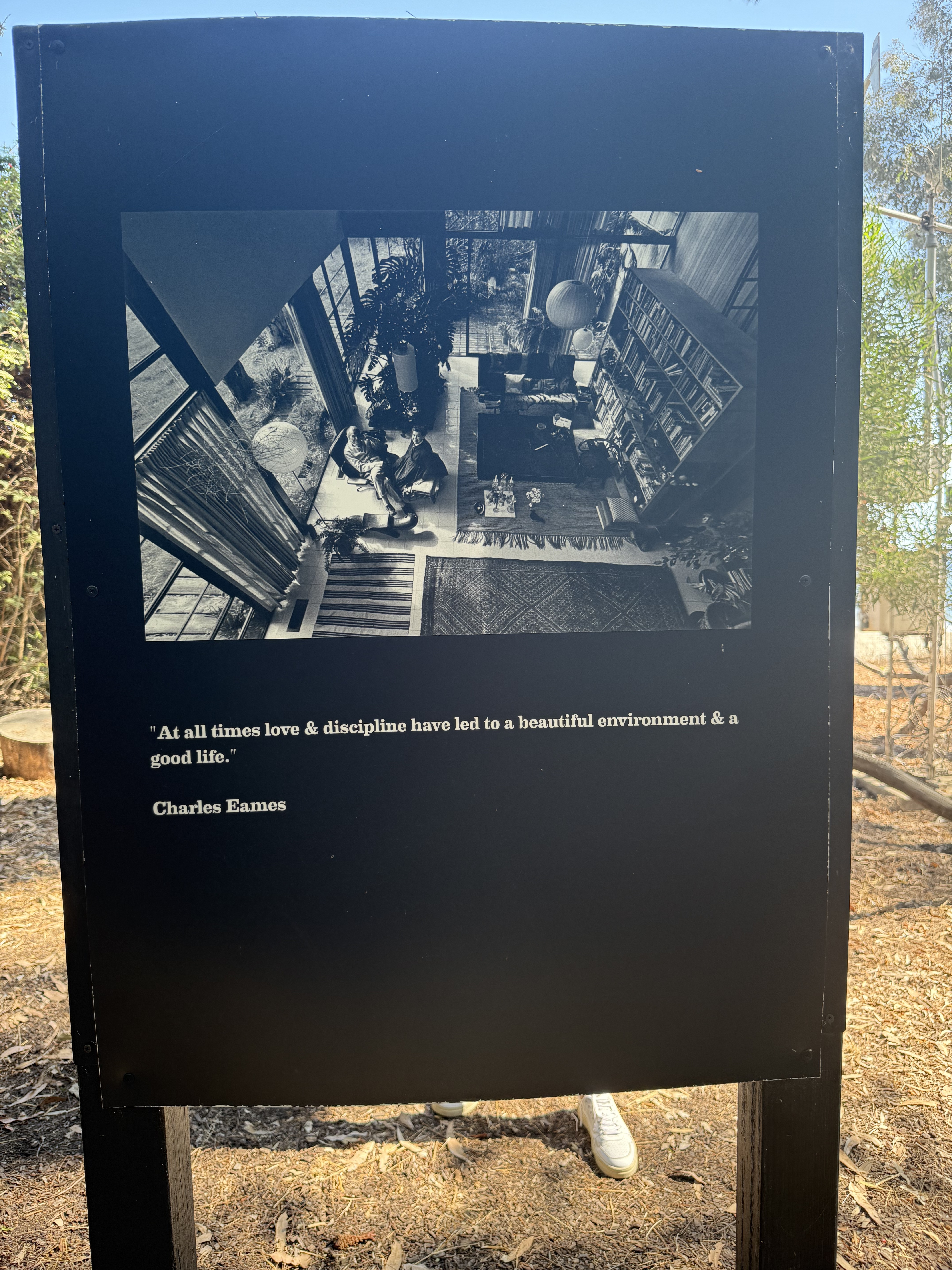 Eames House CSH #8, Charles & Ray Eames, 1948, Pacific Palisades (view 16 of 17)