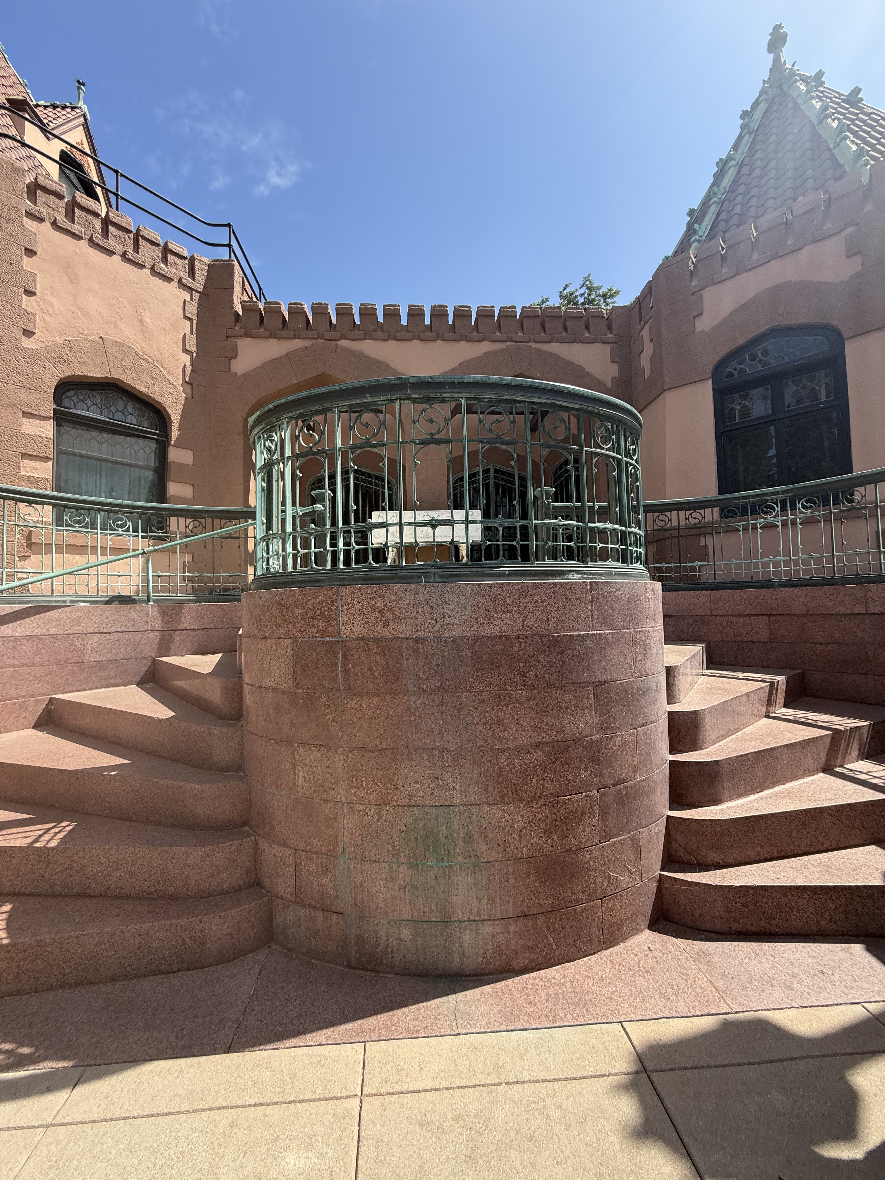 Doheny Mansion, Eisen & Hunt, 1898-1934, University Park (view 2 of 13)