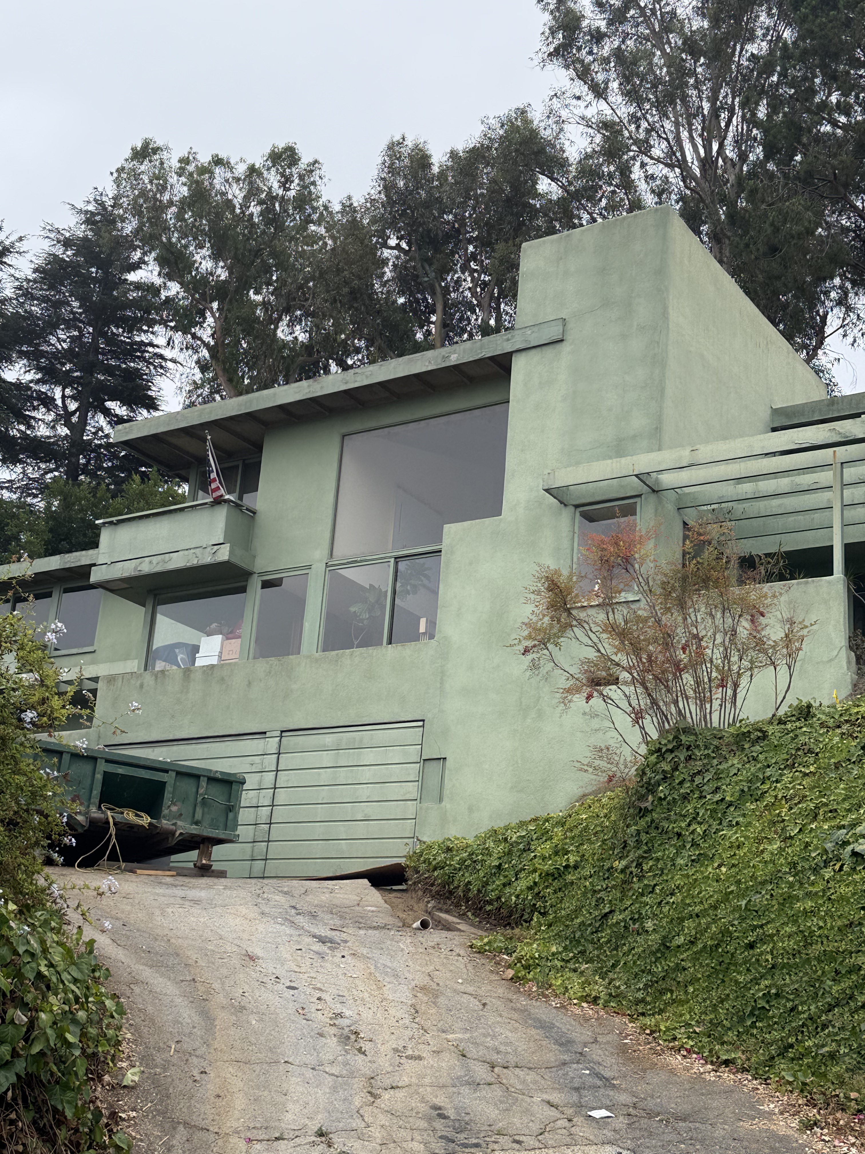 Droste House, Rudolph Schindler, 1940, Silver Lake (view 2 of 2)
