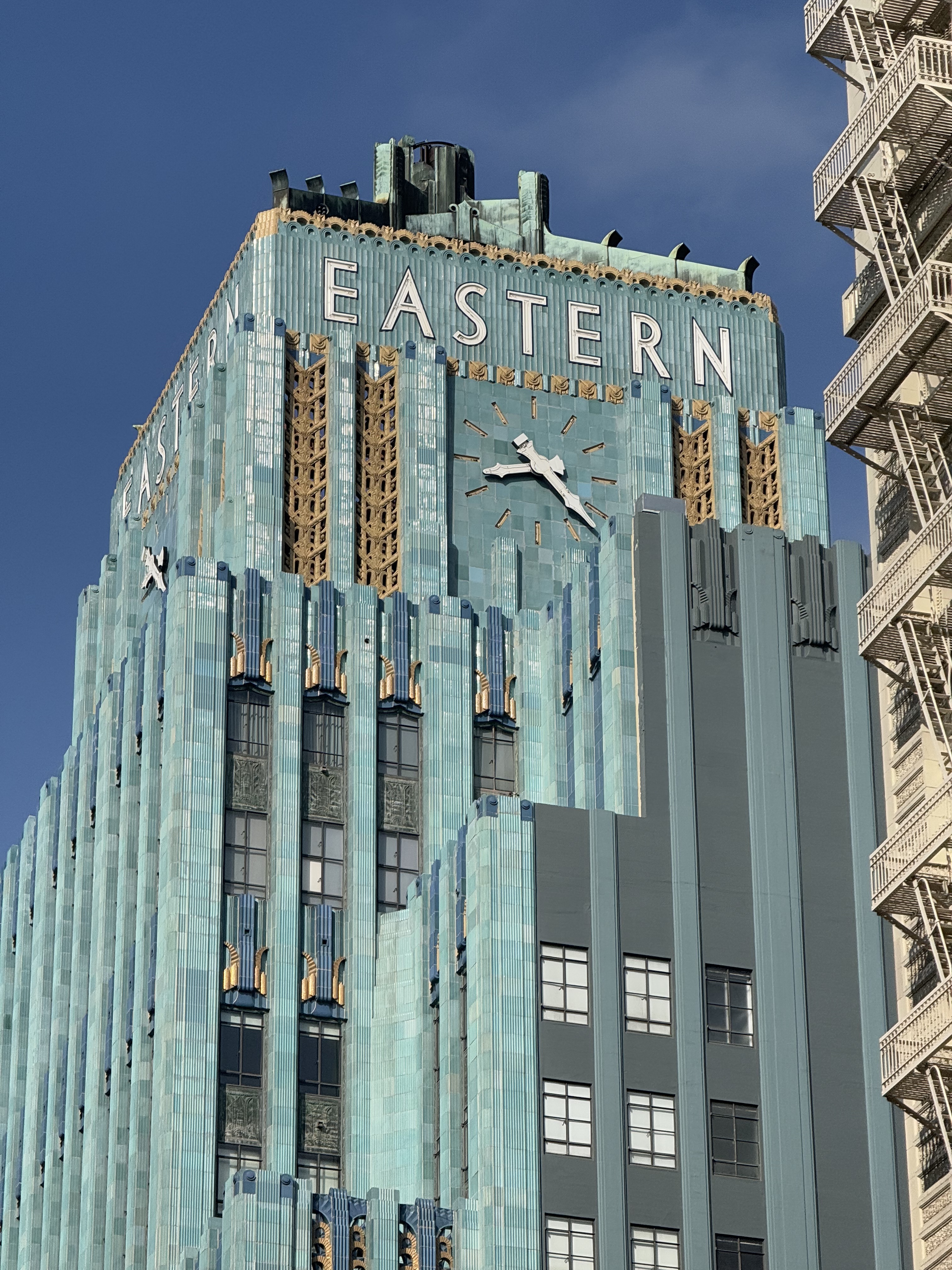 Eastern Columbia Building, Claud Beelman, 1930, Downtown La (view 4 of 4)