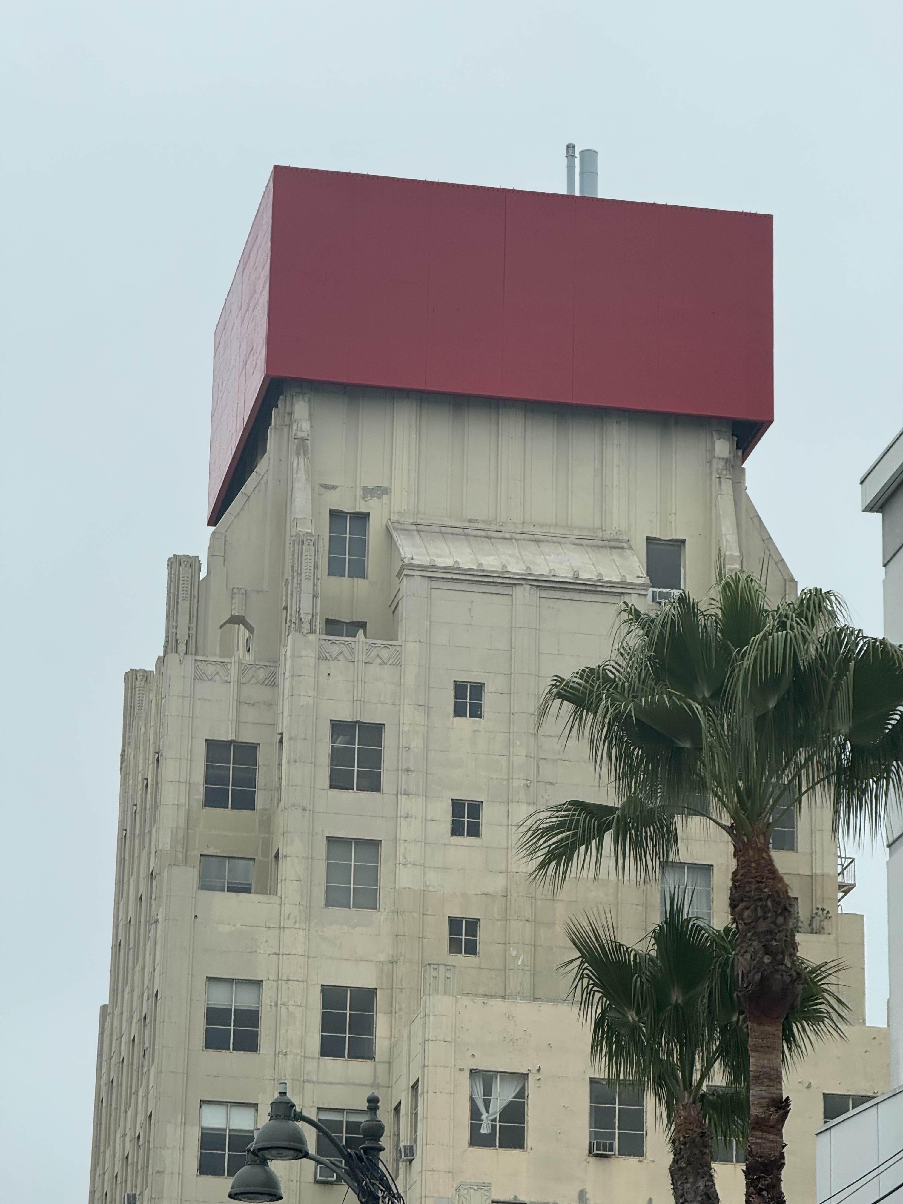 Art Deco (view 5 of 5)