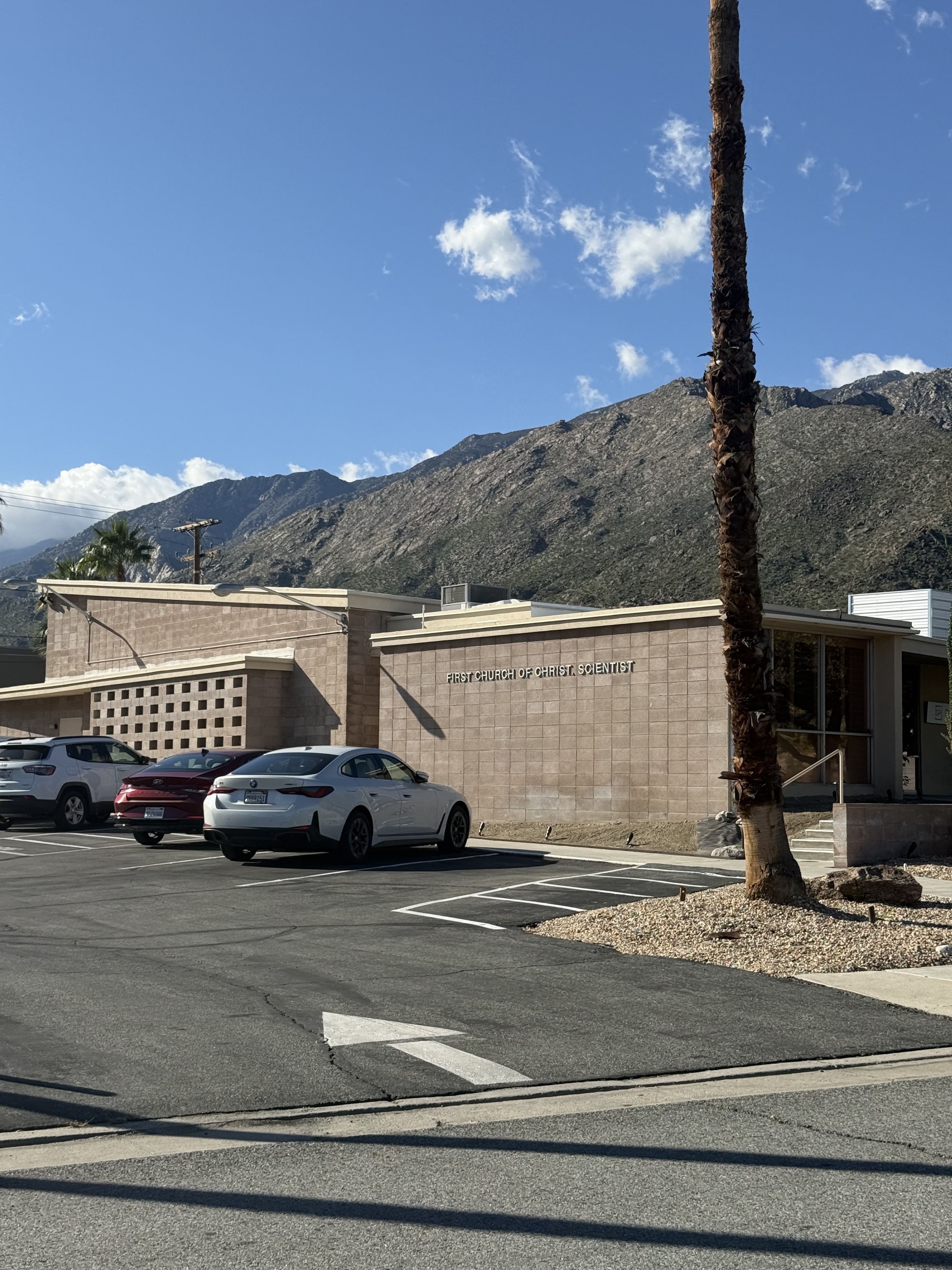 Desert Modernism (view 2 of 3)