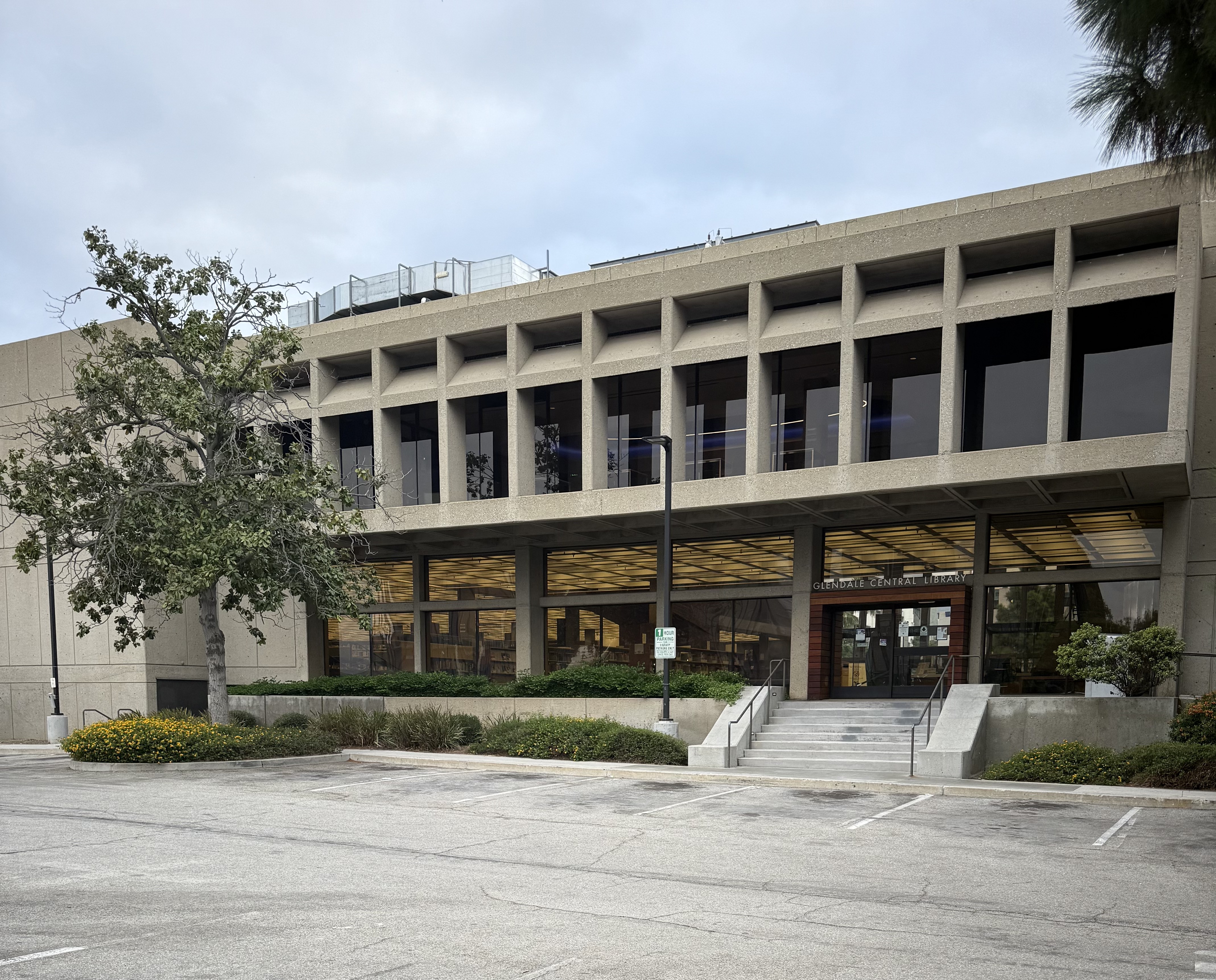Glendale Central Library, Marvin Taff, 1970s, Glendale (view 3 of 3)