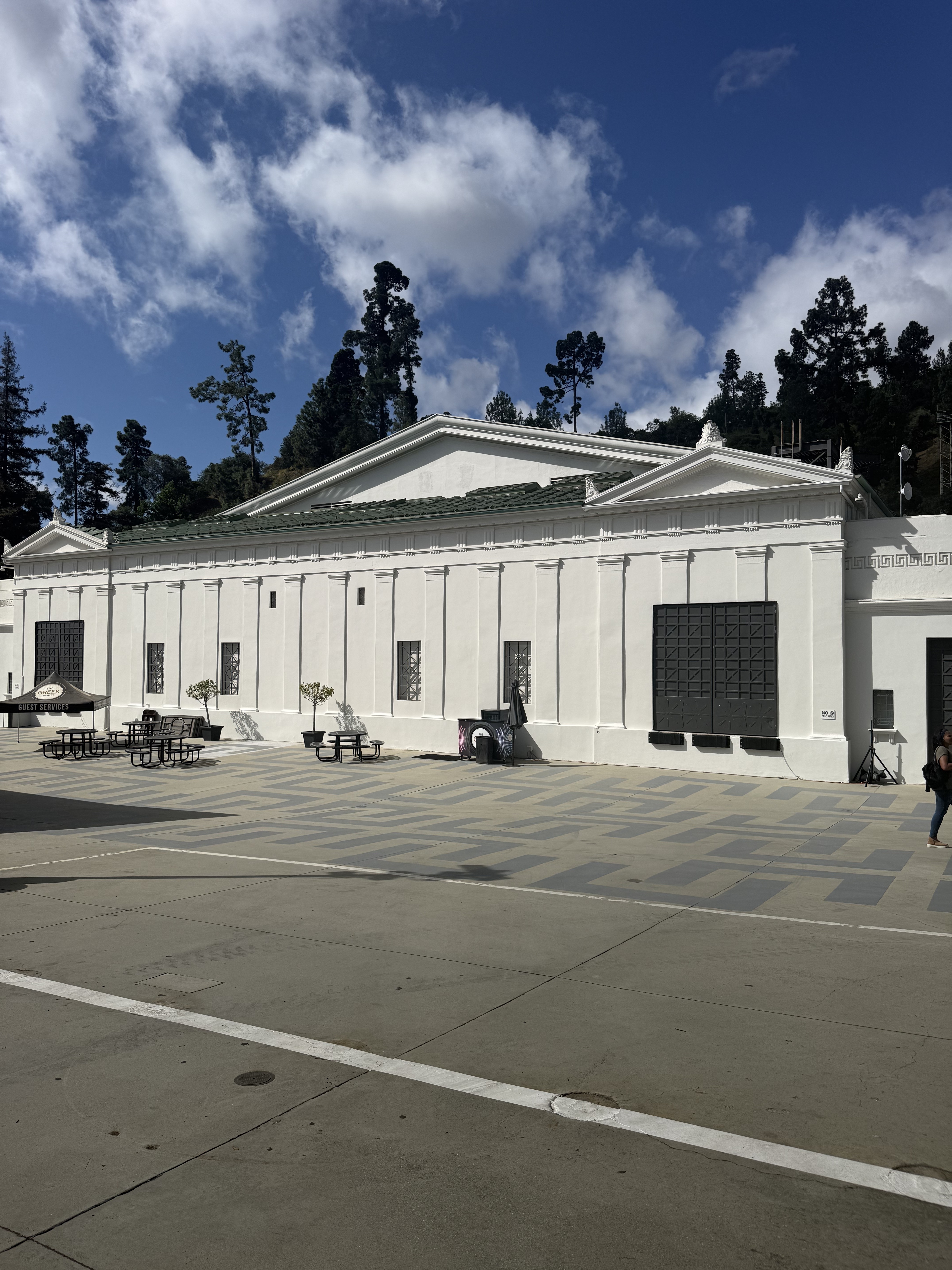 Neoclassical