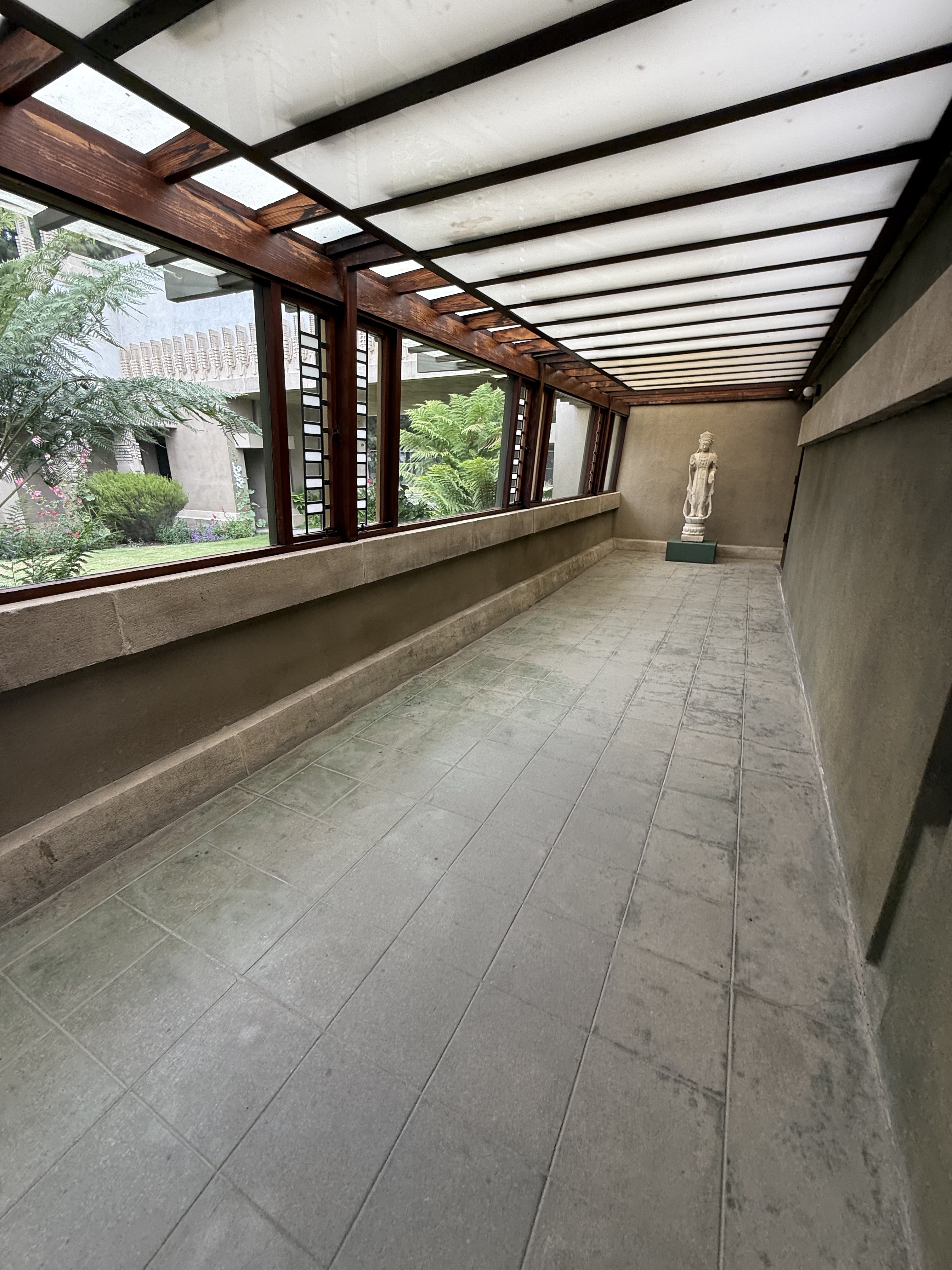 Hollyhock House, Frank Lloyd Wright, 1921, Los Feliz (view 14 of 17)