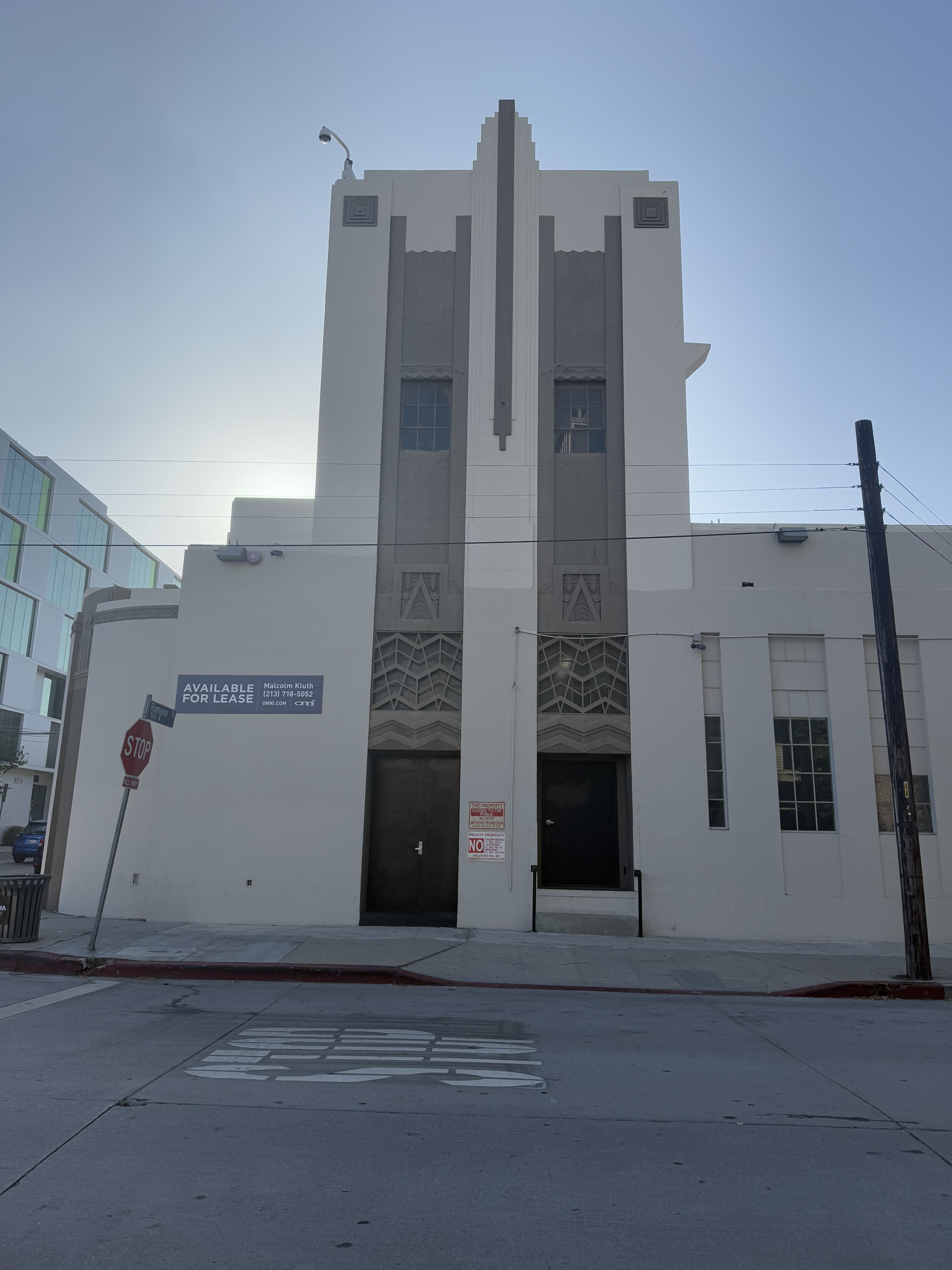 Howard Hughes HQ, Myers Brothers, 1930, West Hollywood (view 3 of 5)