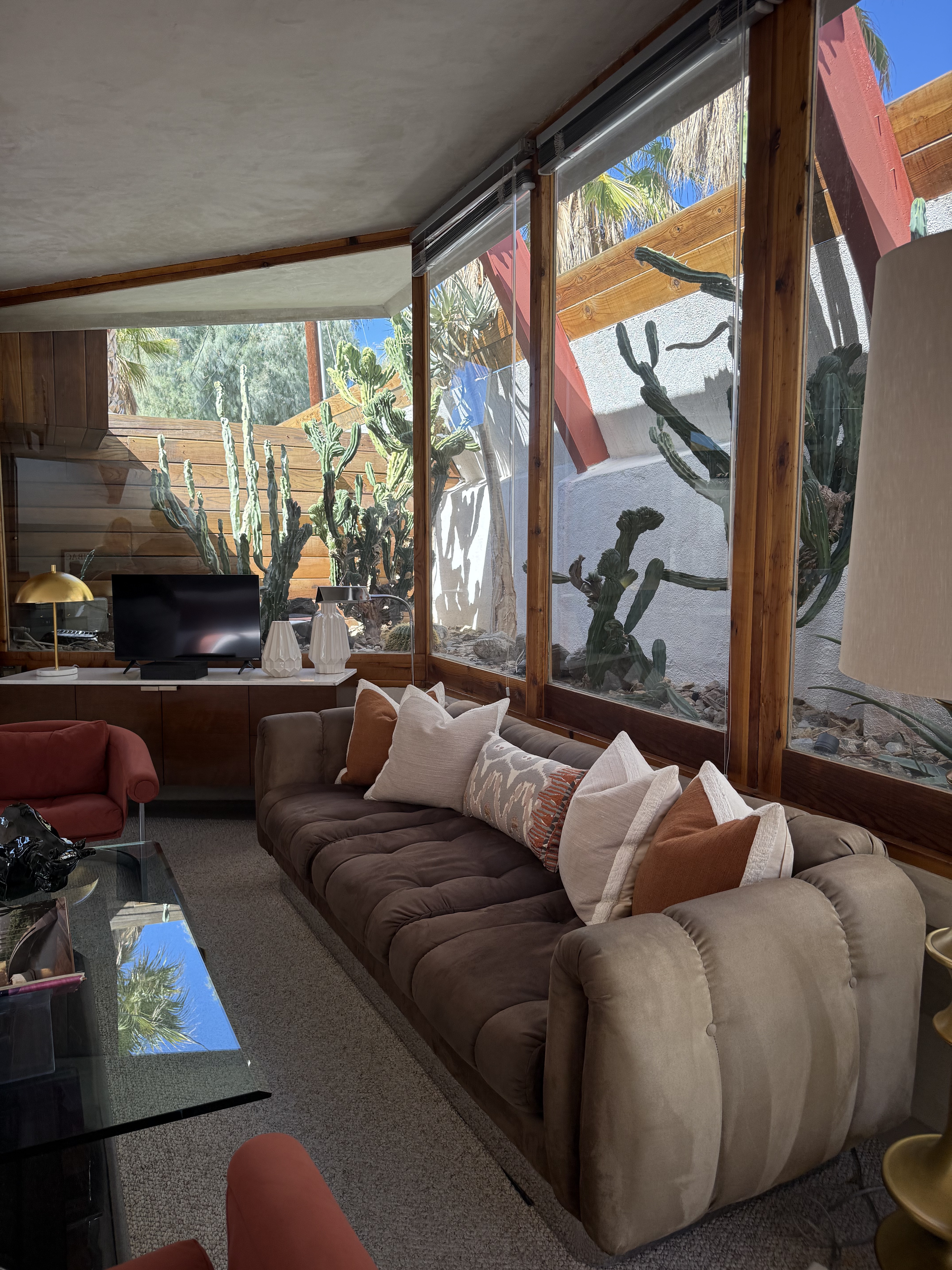 Hotel Lautner, John Lautner, 1947, Desert Hot Springs (view 3 of 7)
