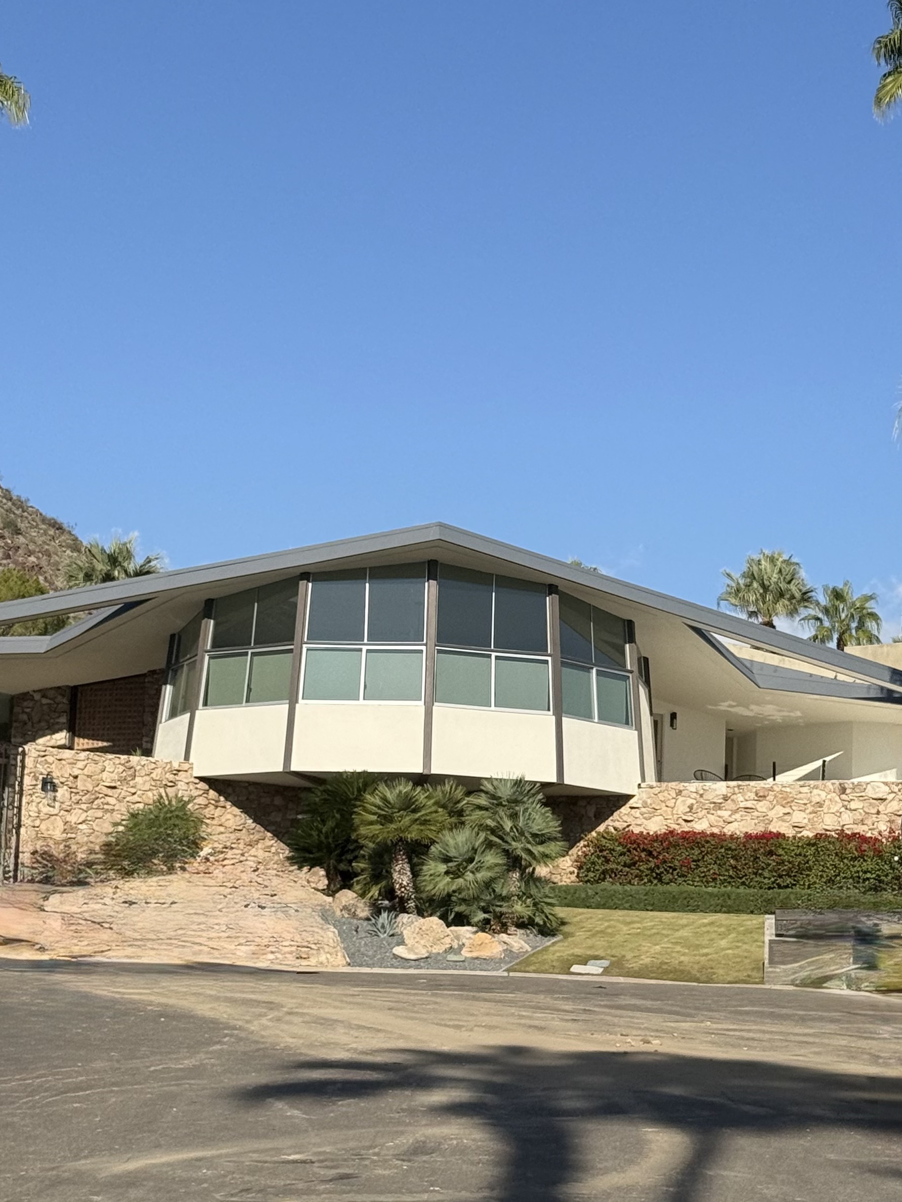 House of Tomorrow, Palmer & Krisel, 1960, Palm Springs