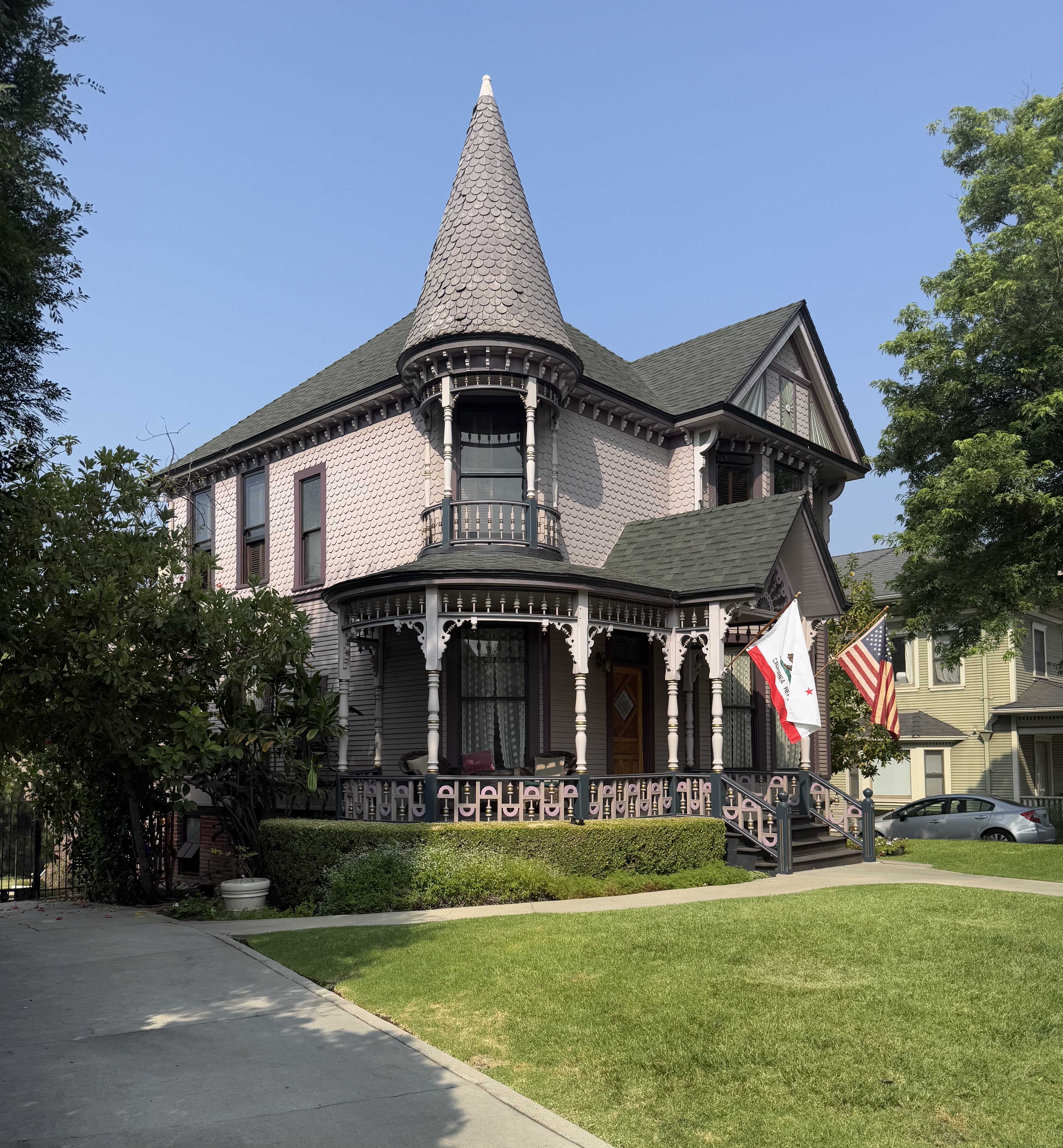 Victorian Row (view 2 of 3)