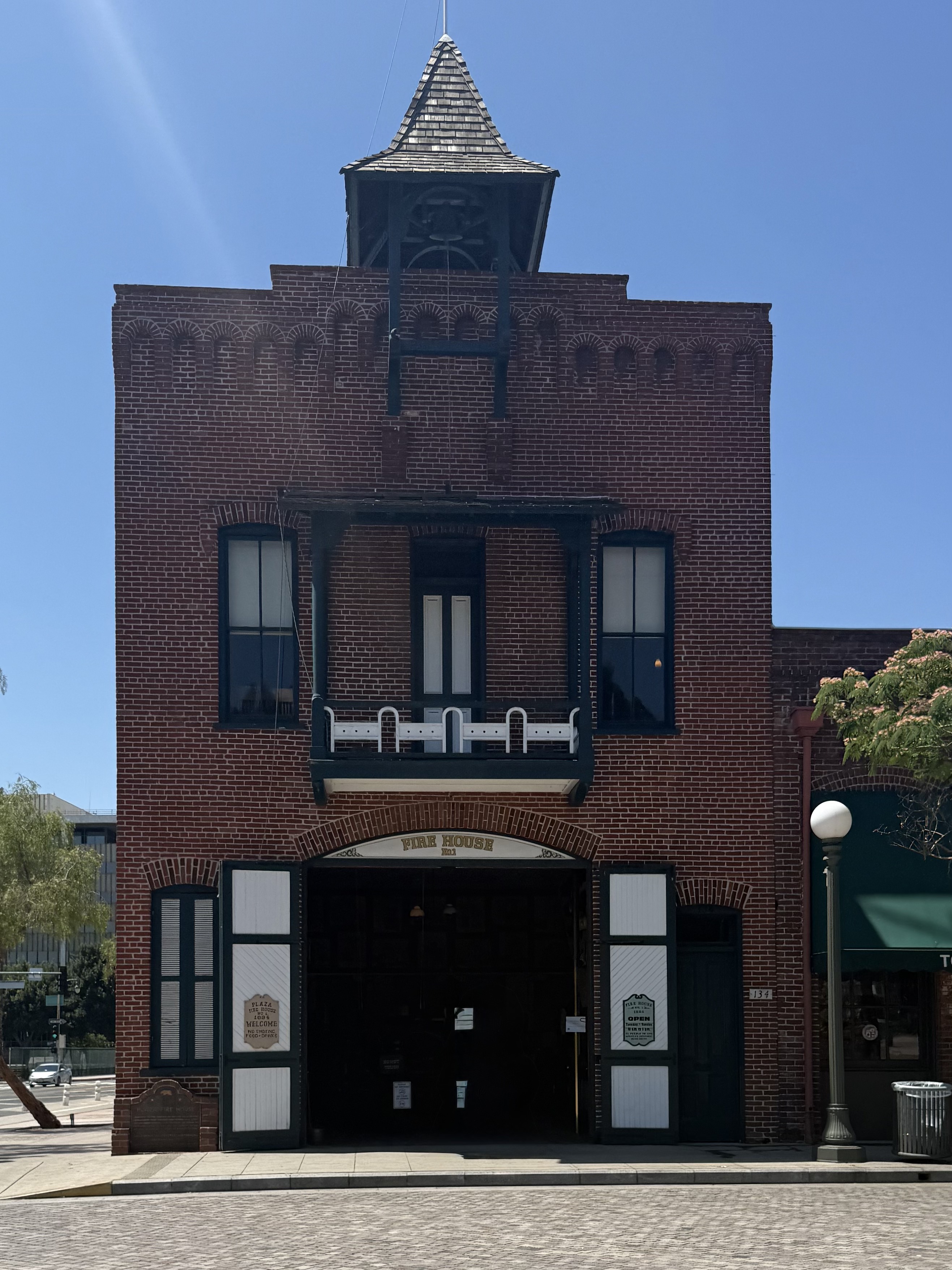 Old Plaza Fire House, William Boring, 1884, Angelino Heights (view 5 of 5)