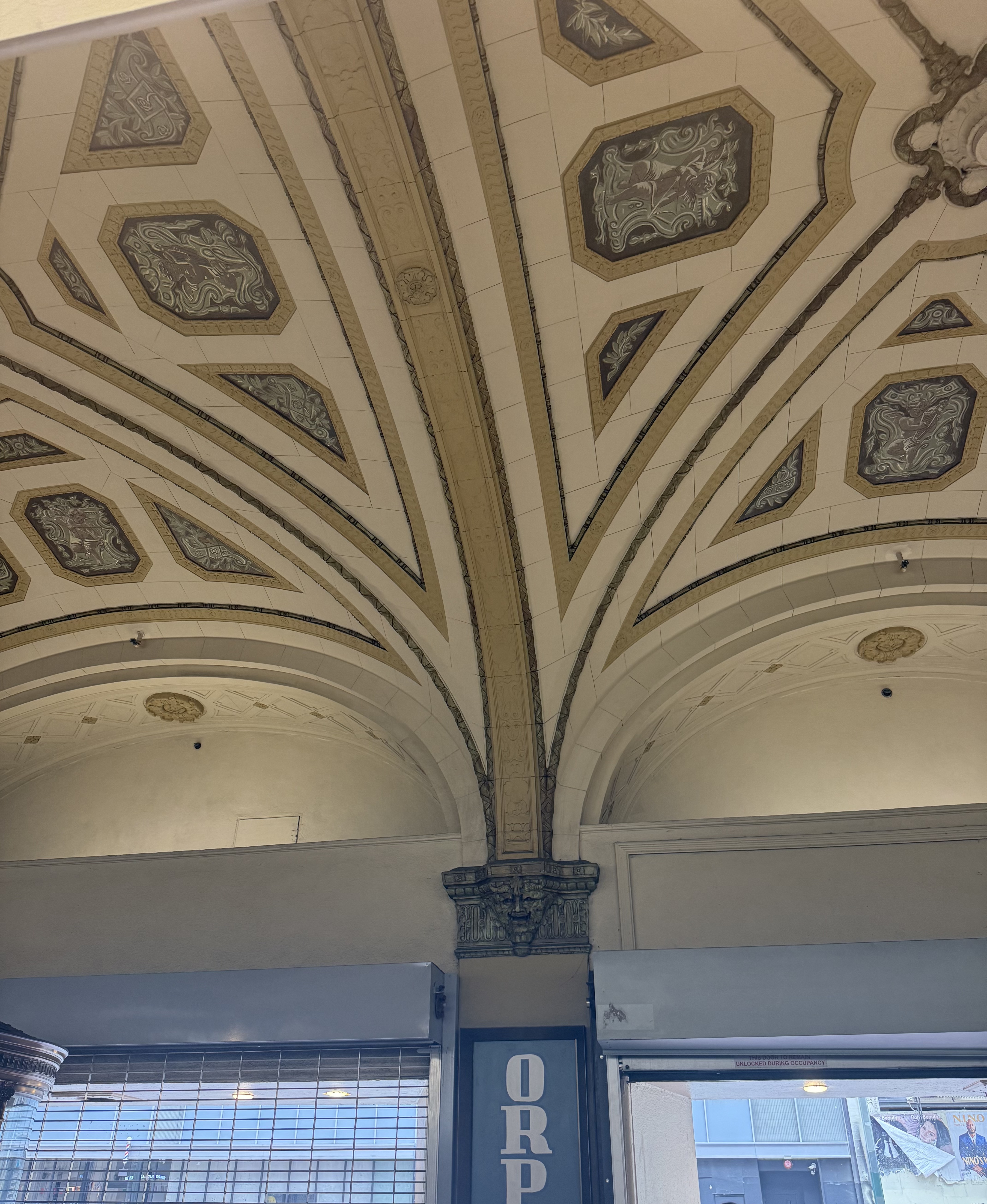 Orpheum Theatre, G. Albert Lansburgh, 1926, Downtown La (view 3 of 21)