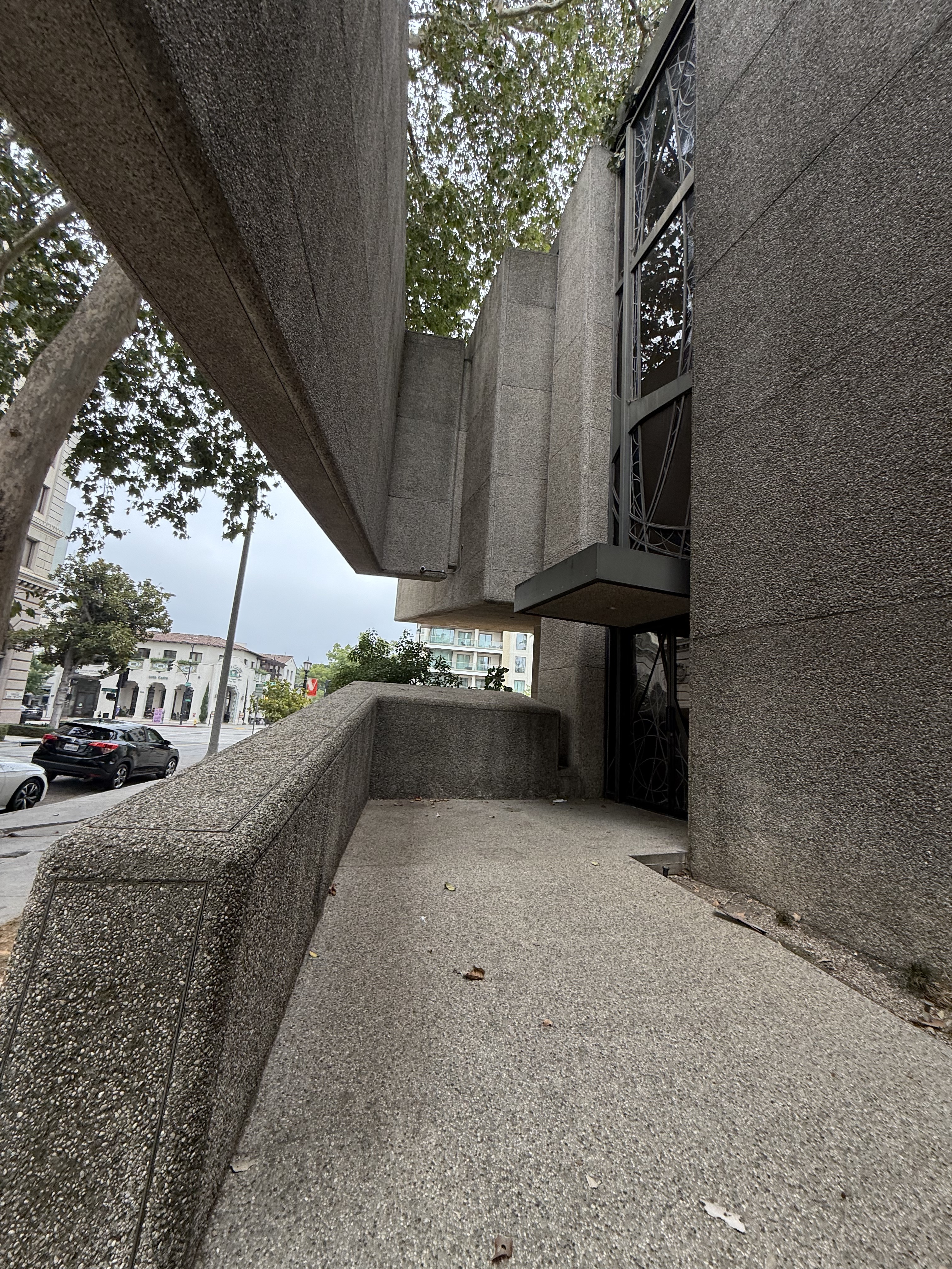 Pasadena Presbyterian Church, John Gougeon, 1976, Pasadena (view 2 of 2)