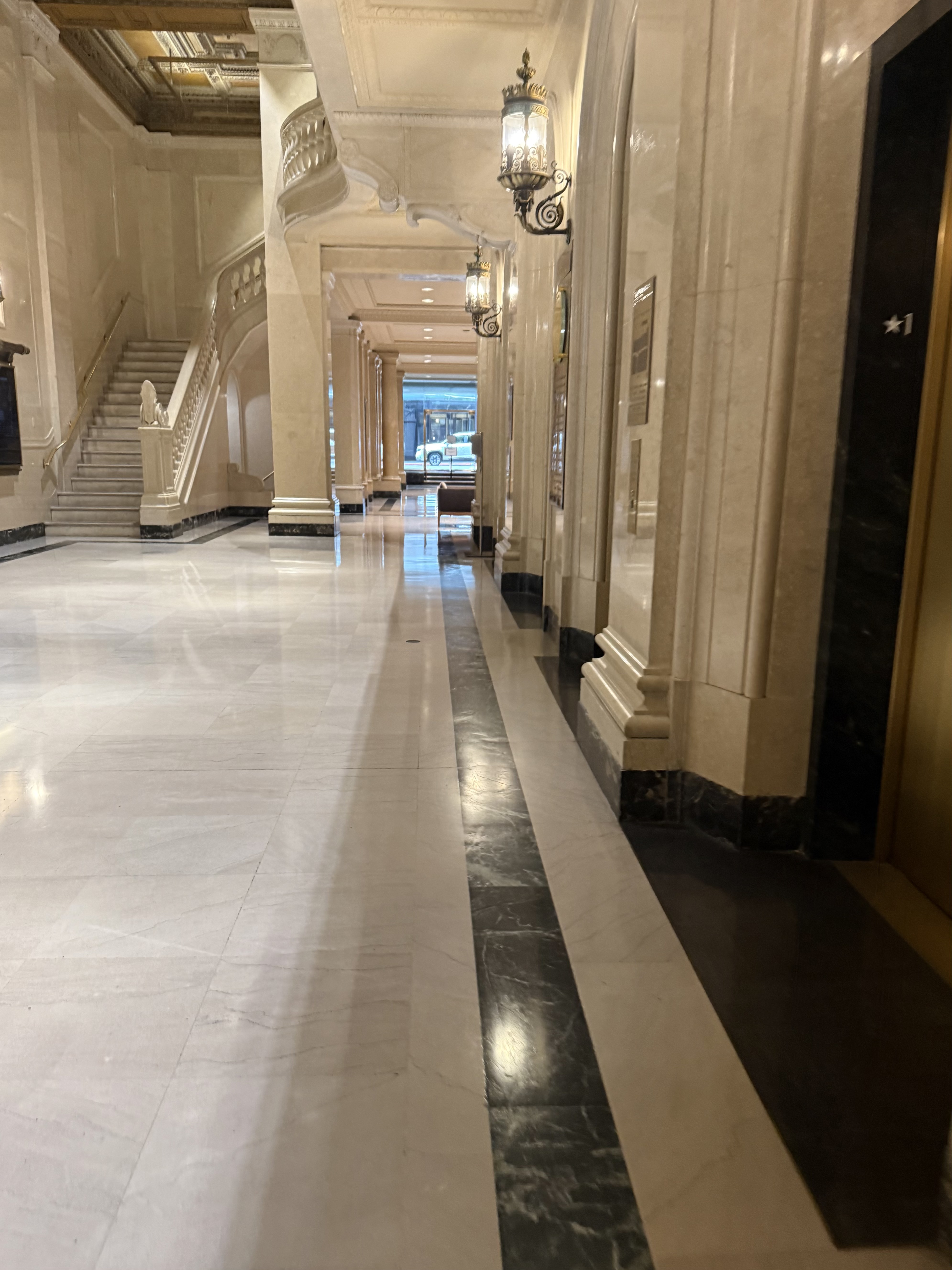 PacMutual Building, Parkinson & Bergstrom, 1908-1927, Downtown La (view 2 of 9)