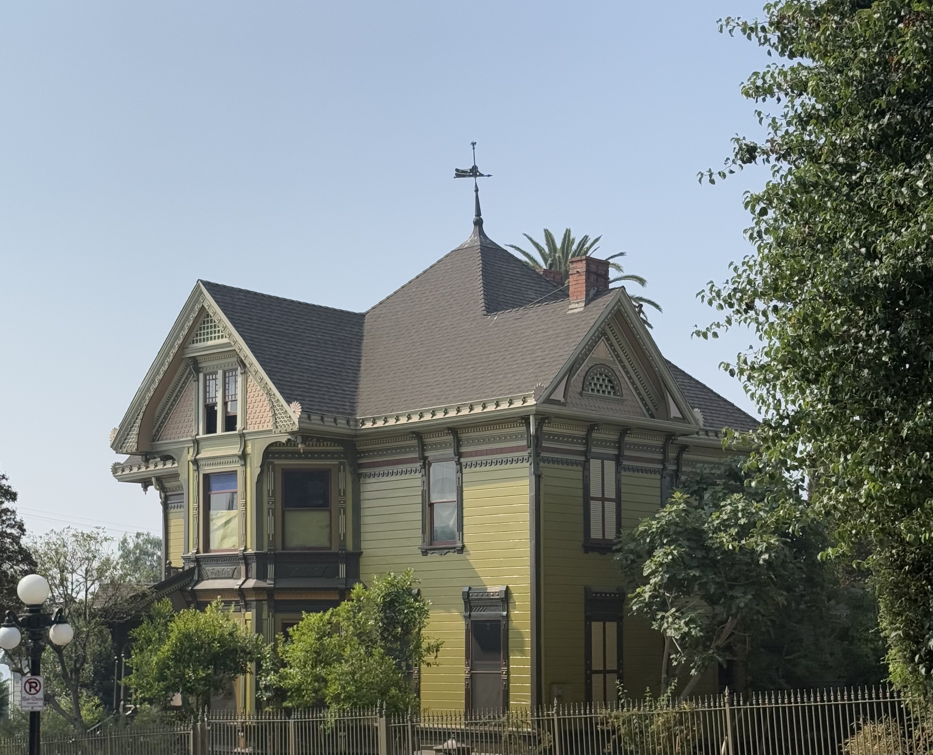 Phillips House, George Ford, 1887, Angelino Heights (view 4 of 4)