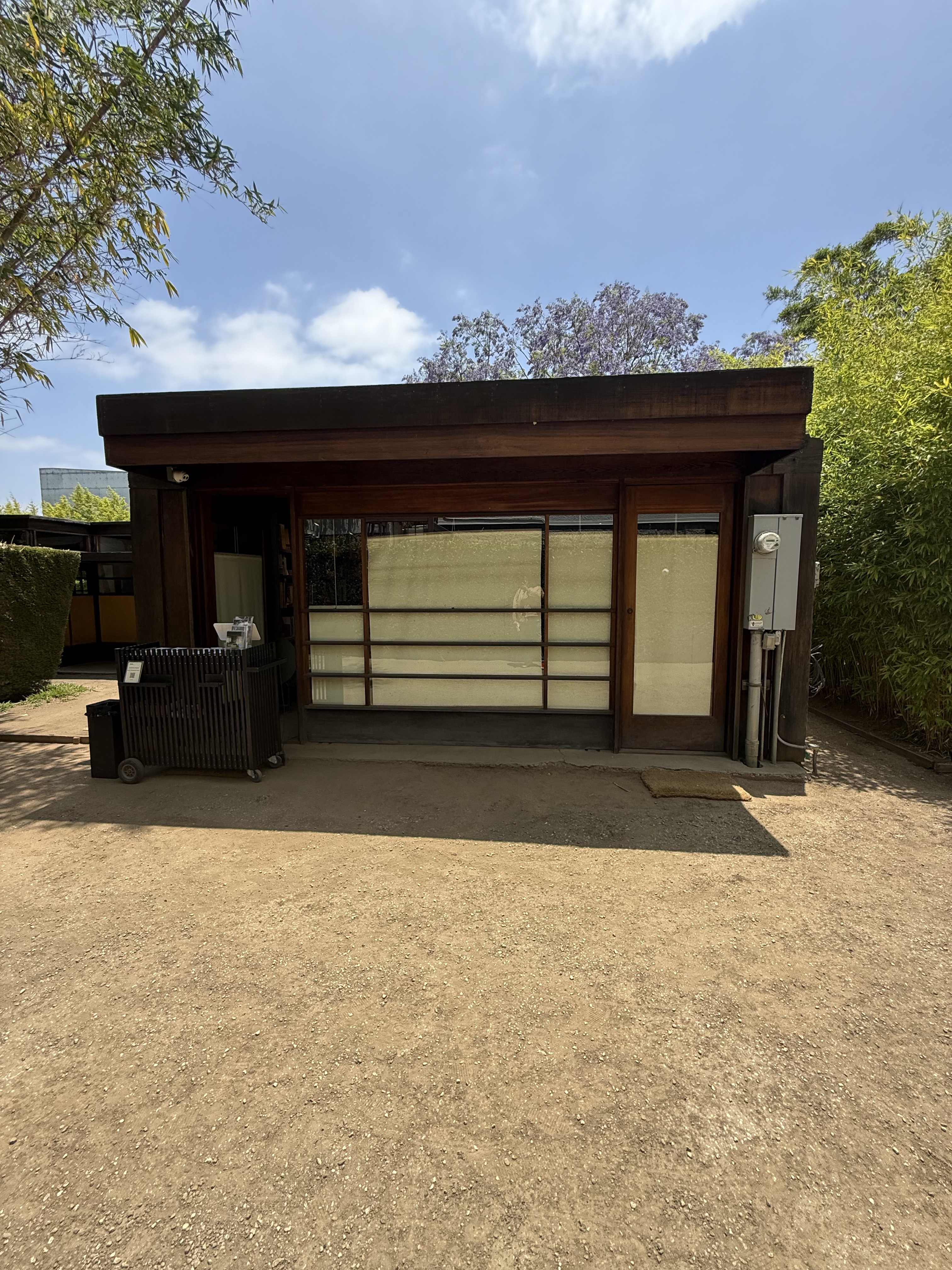 Schindler House, Rudolph Schindler, 1922, West Hollywood (view 2 of 13)