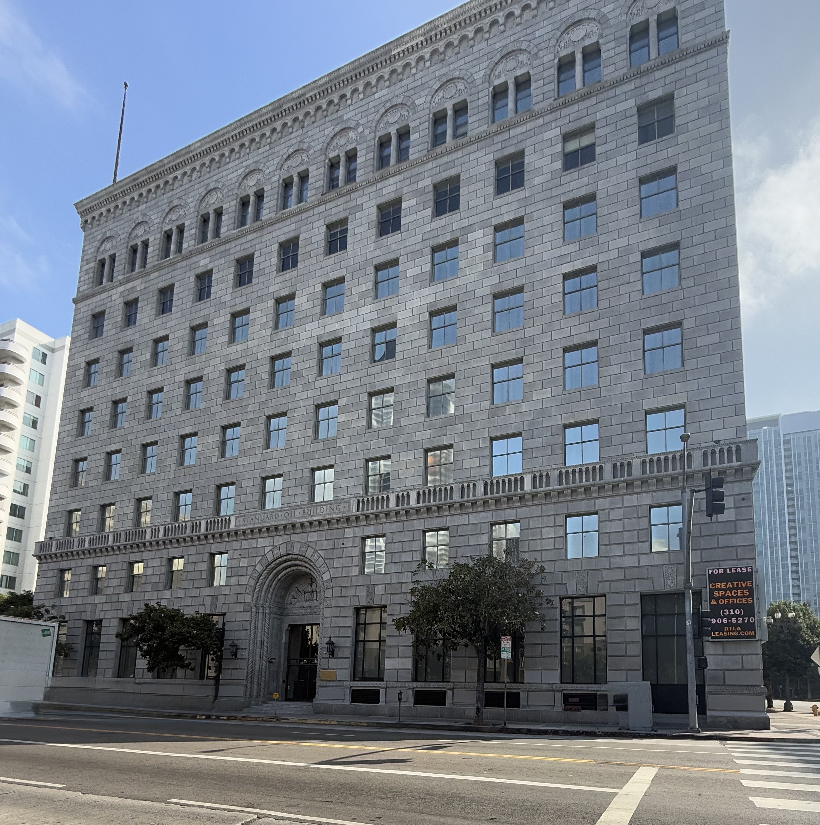 Standard Oil Building, George W. Kelham, 1924, Downtown La (view 3 of 3)