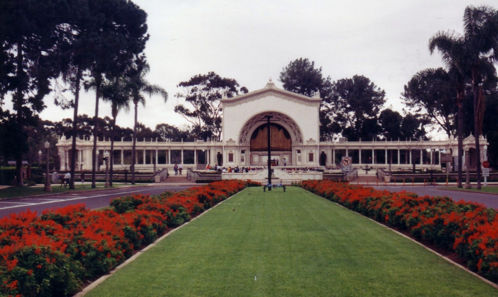 Spreckels Organ Pavilion, Harrison Albright, 1914, San Diego (view 9 of 12)