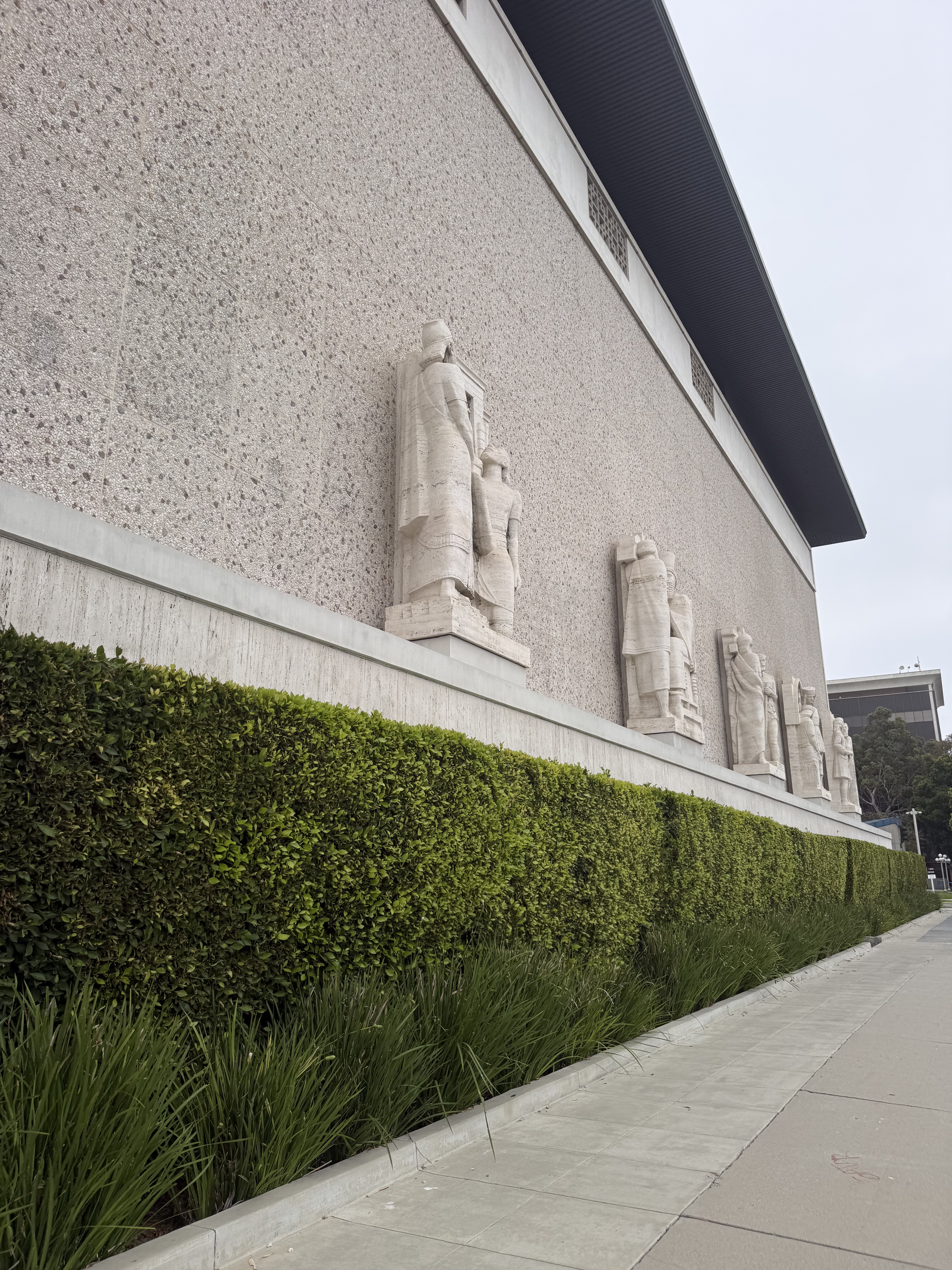Scottish Rite Masonic Temple, Millard Sheets, completed 1961, Mid-Wilshire (view 2 of 2)
