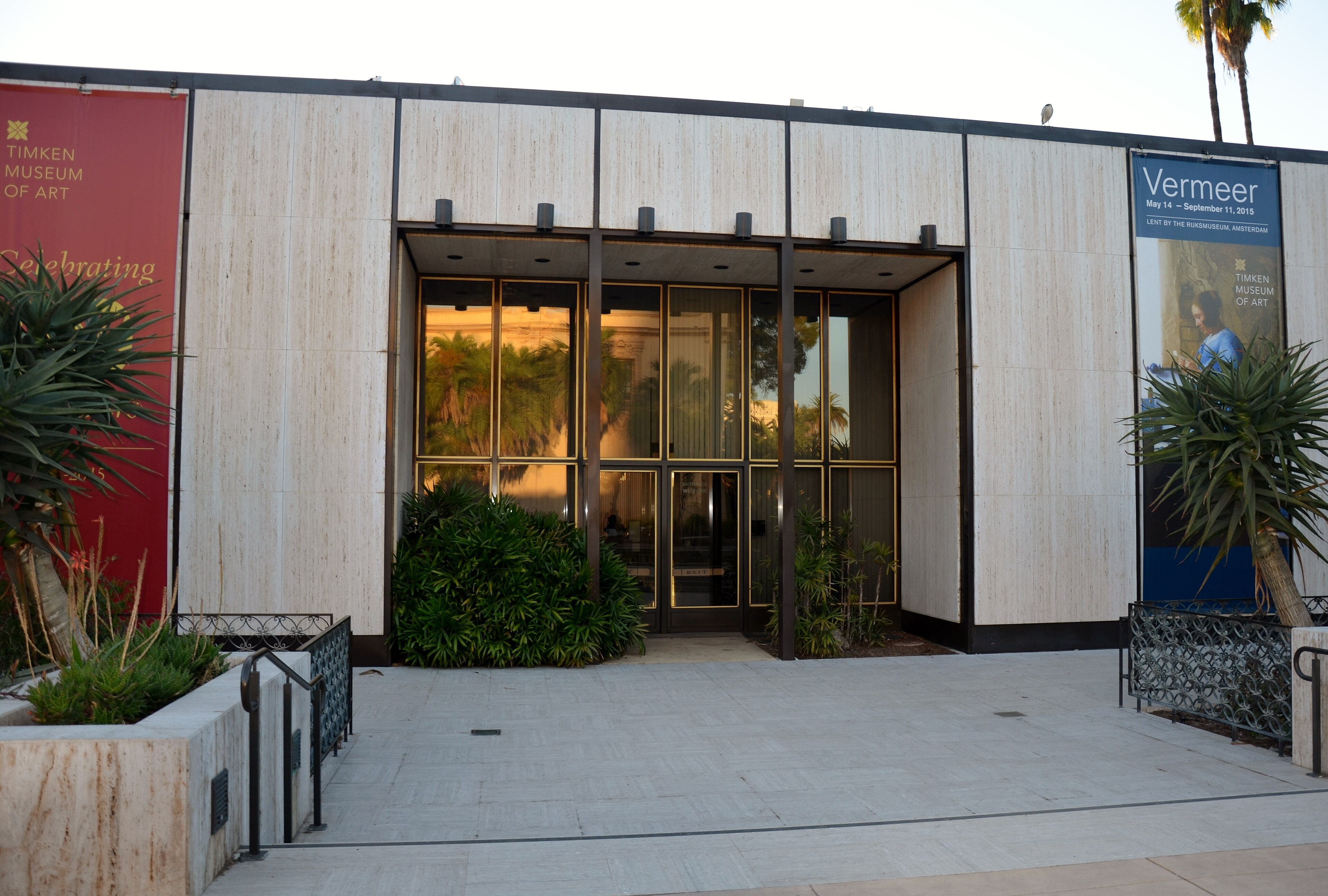 Timken Museum of Art, Frank L. Hope and Associates, 1965, San Diego (view 2 of 4)