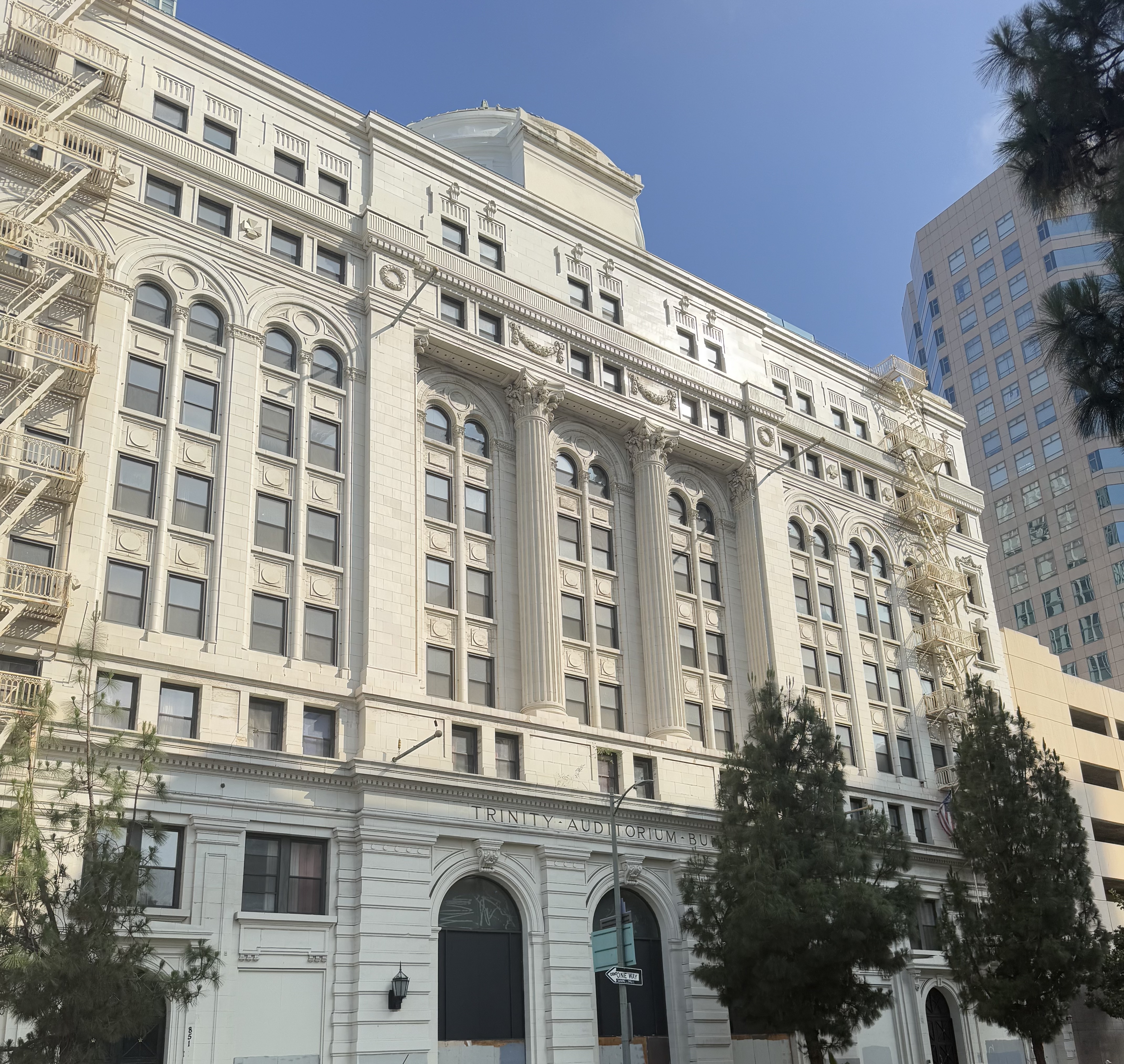 Trinity Auditorium, Harry C. Deckbar, 1914, Downtown La