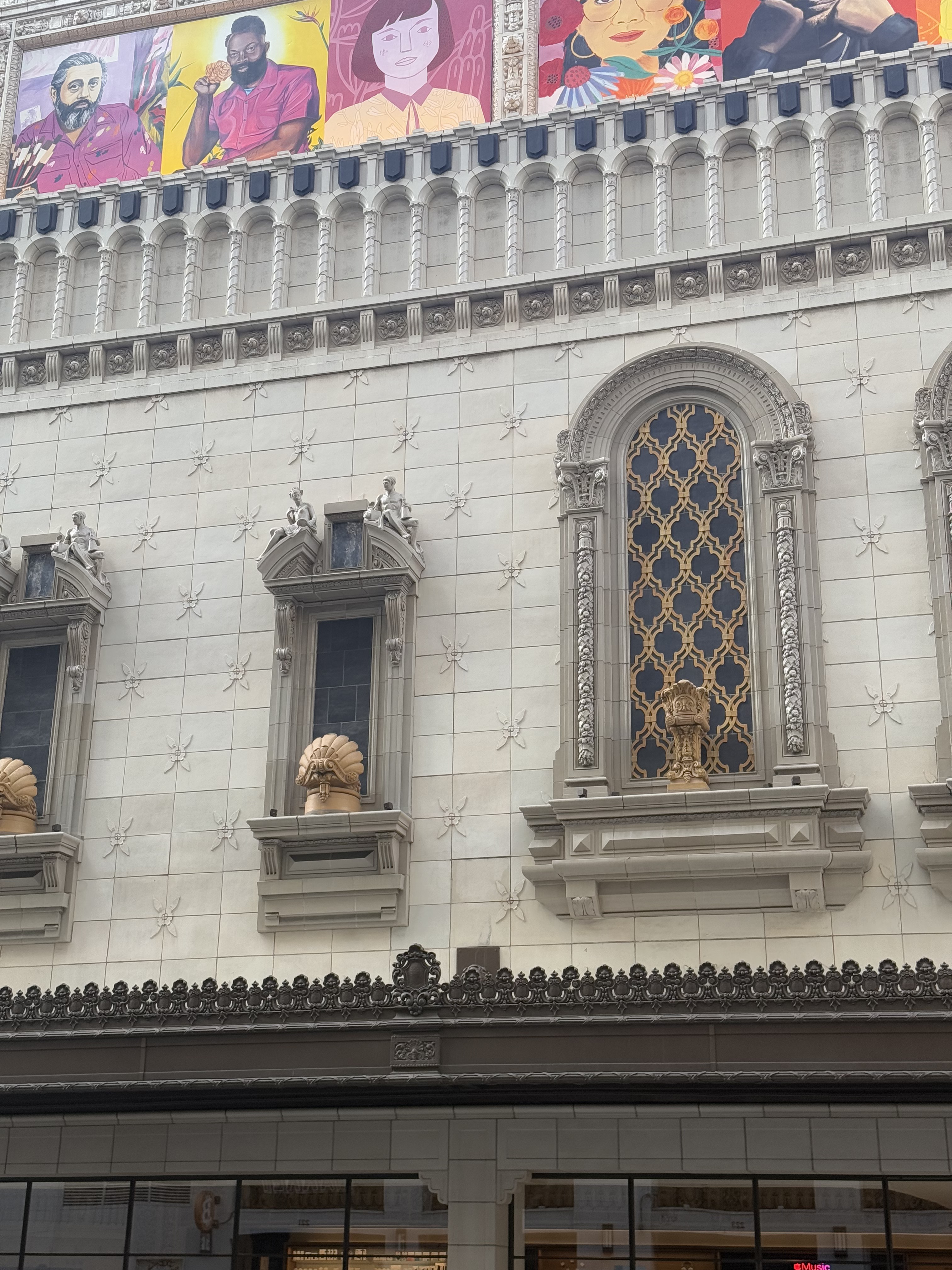Tower Theatre, S. Charles Lee, 1927, Downtown La (view 3 of 8)