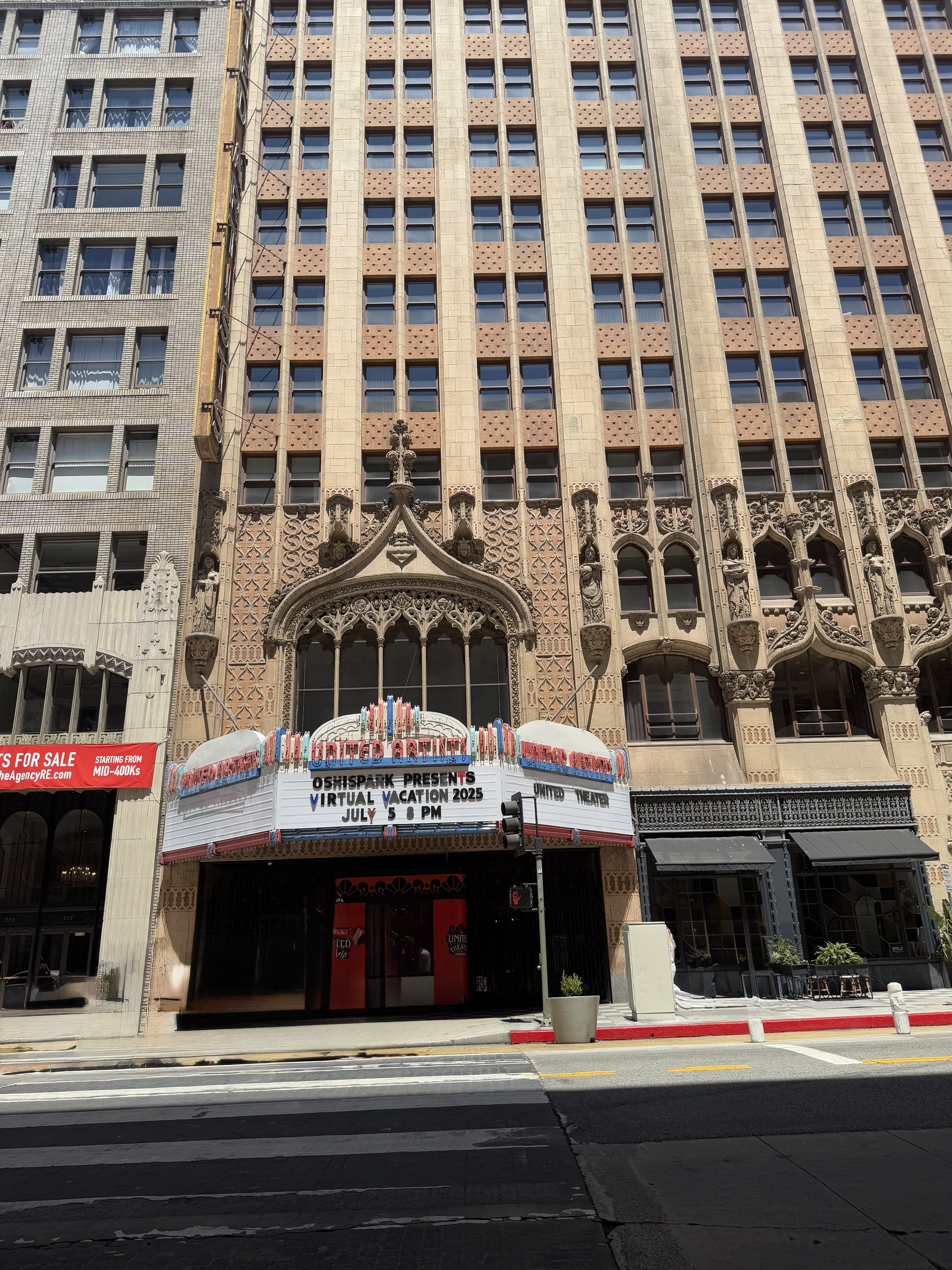 United Artists Theater, Walker & Eisen, 1927, Downtown La (view 4 of 4)