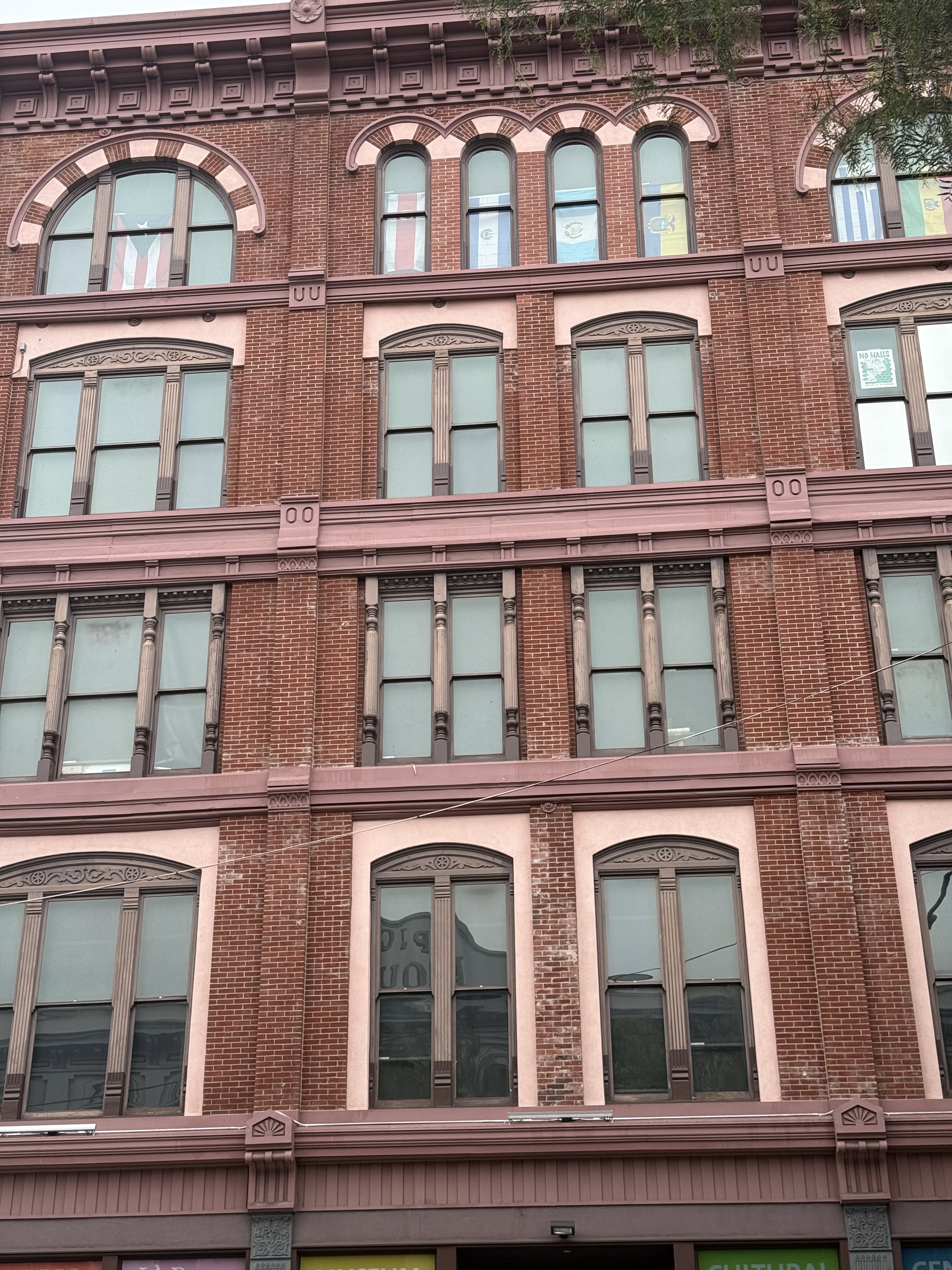 Vickrey-Brunswig Building, R.B. Young, 1888, El Pueblo District (view 2 of 2)