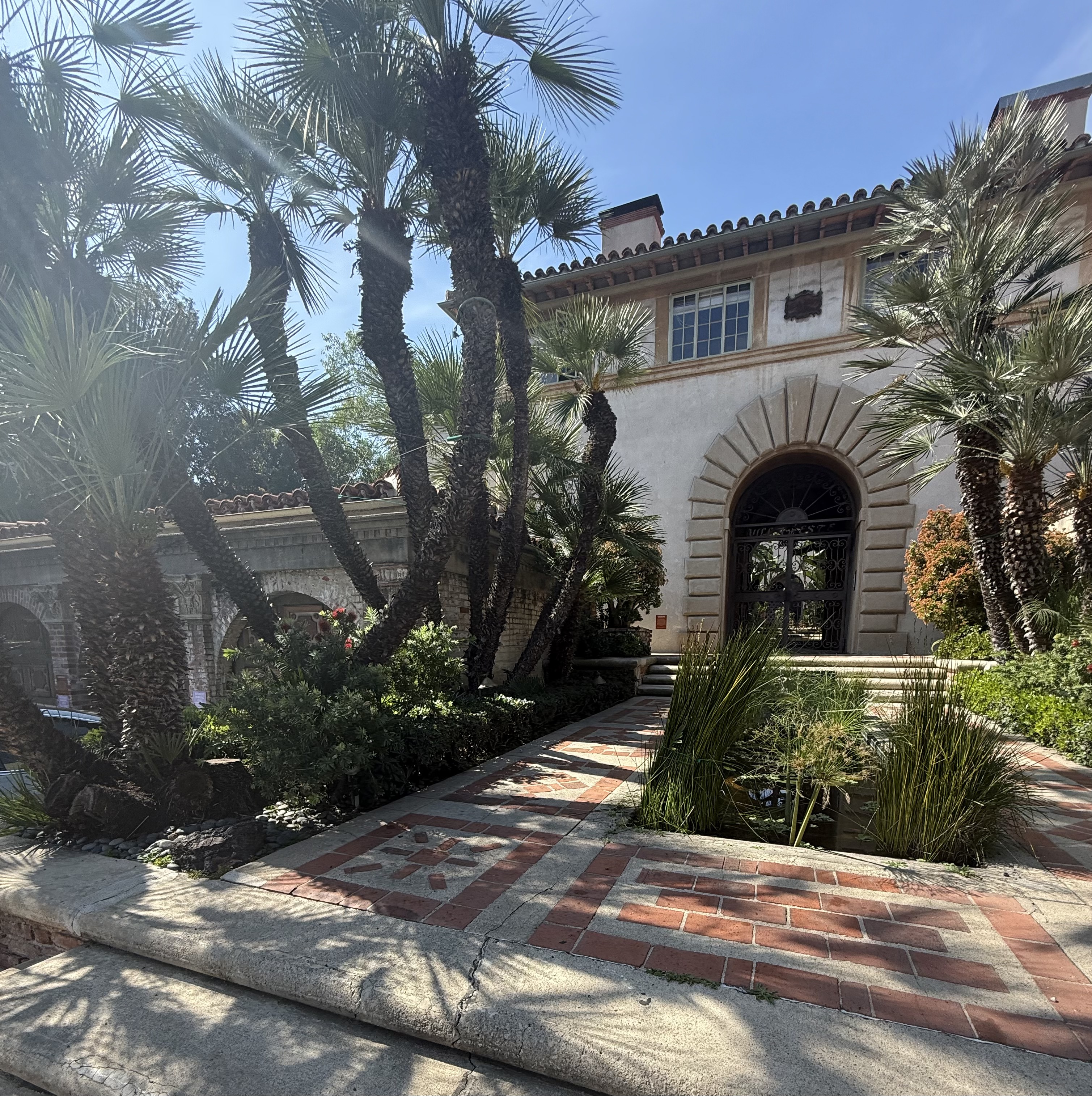 Villa D'Este, Walter & F. Pierpont Davis, 1927, West Hollywood