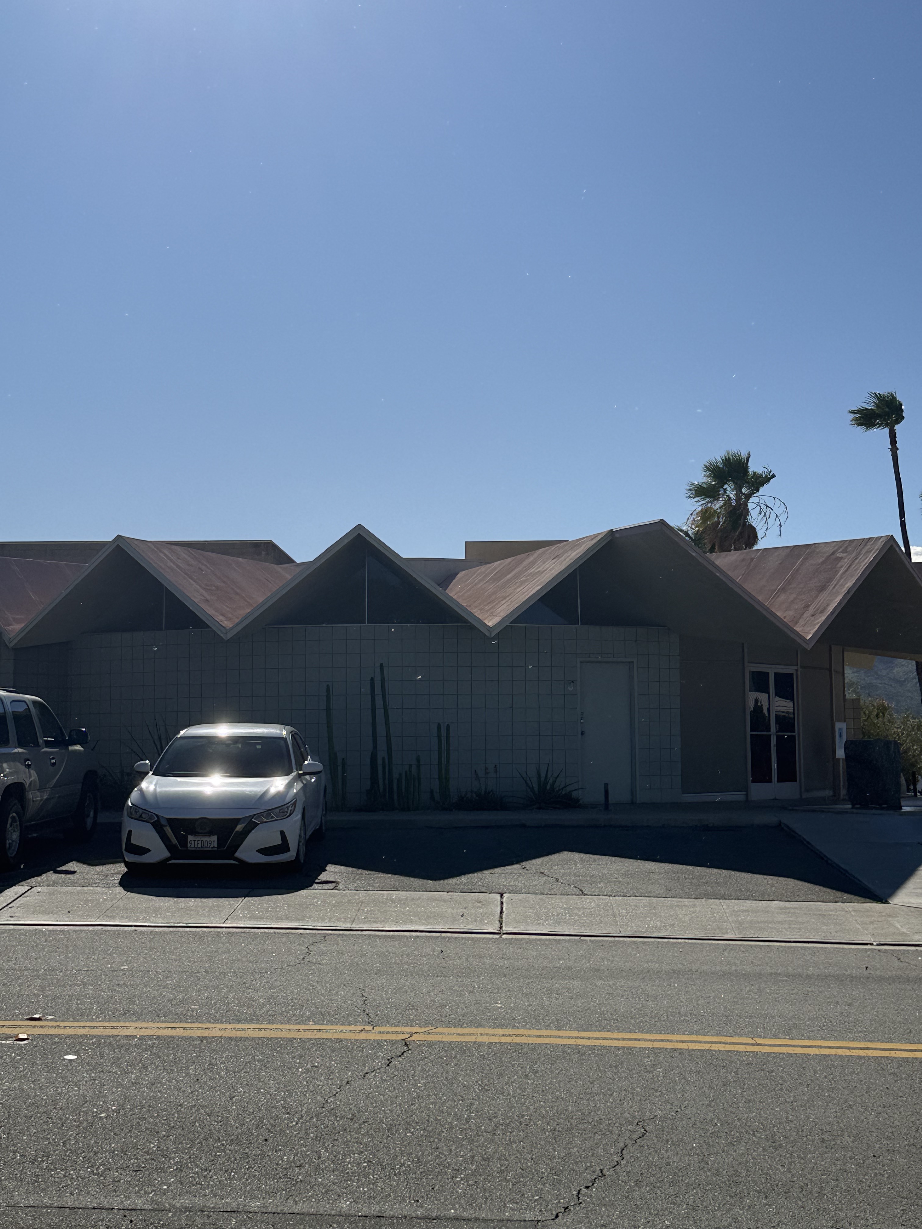 Veterinary Medical Building, Robert Ricciardi, 1964, Palm Springs