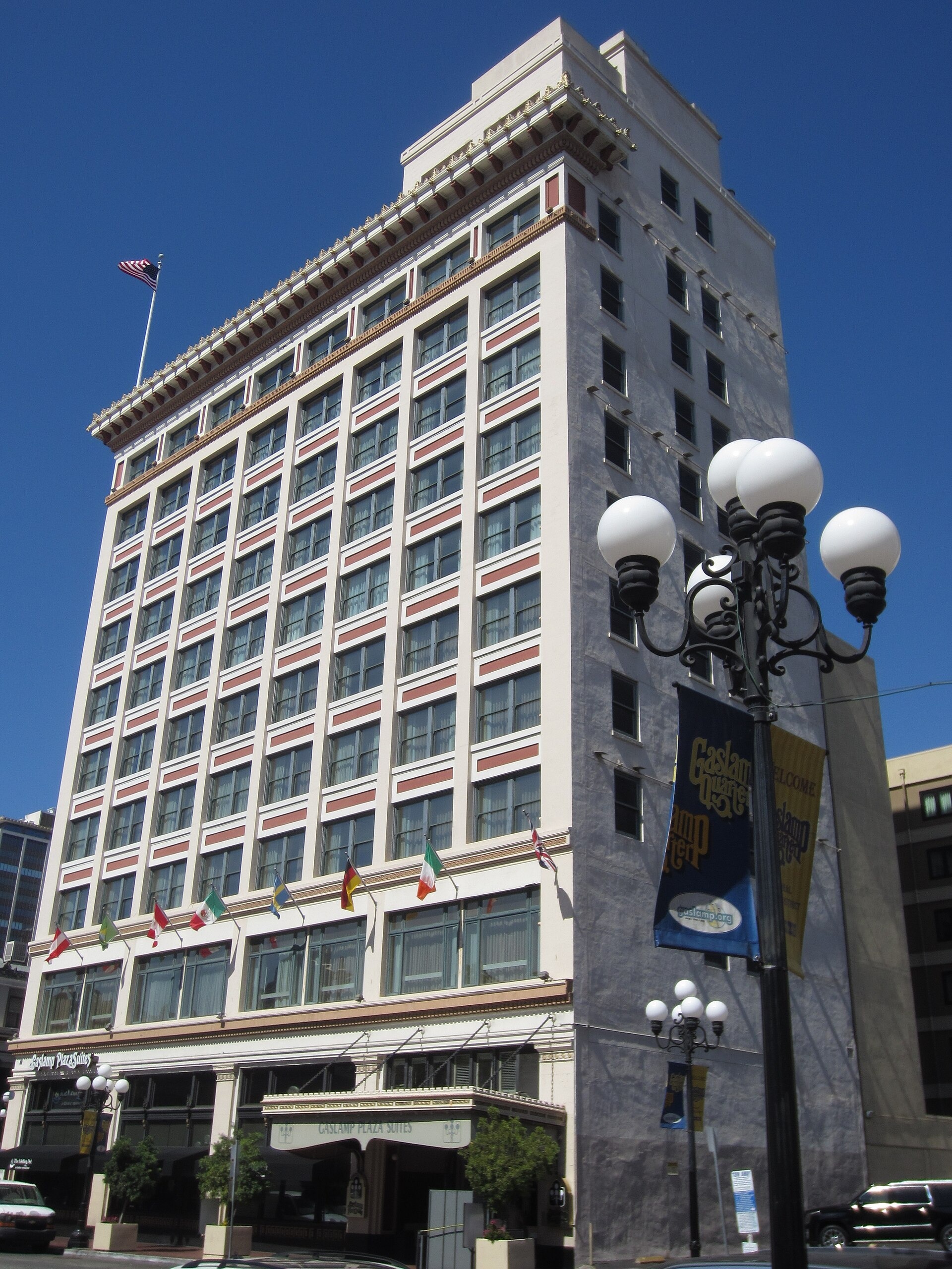 Watts-Robinson Building, 1913, San Diego (view 2 of 2)