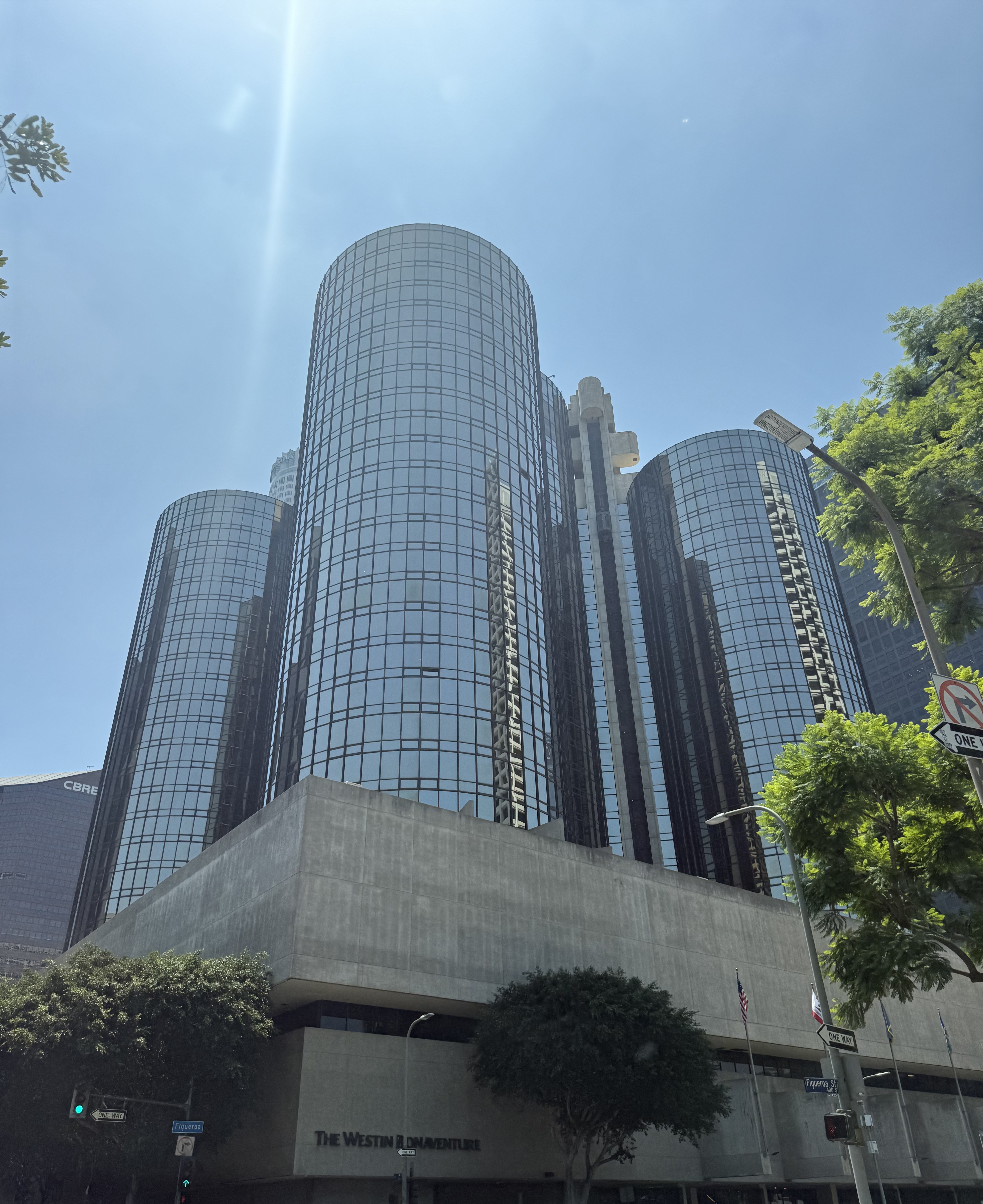 Westin Bonaventure Hotel, John C. Portman Jr., 1976, Downtown La (view 3 of 3)